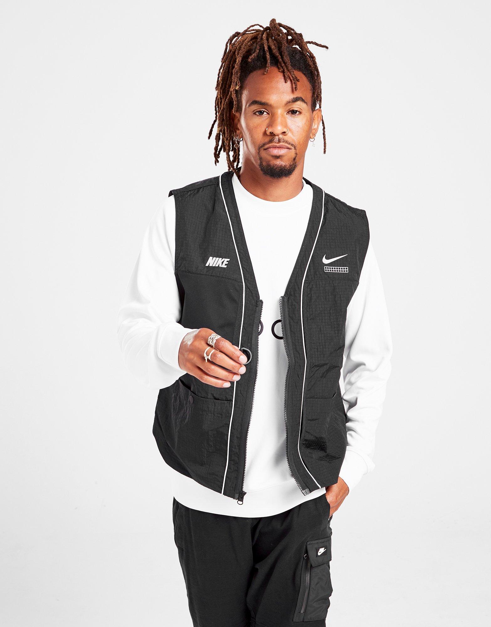 nike dna woven vest