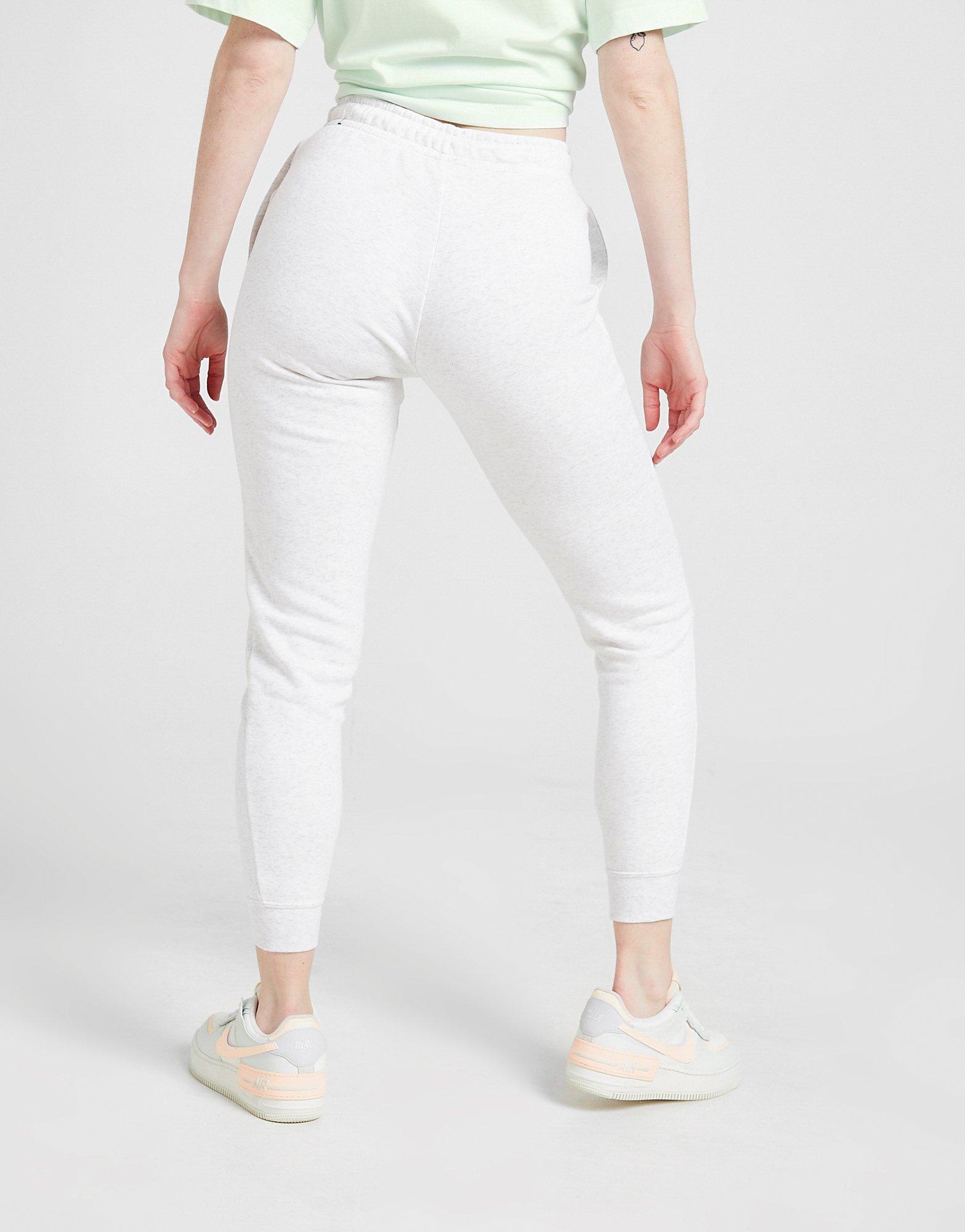 white nike bottoms