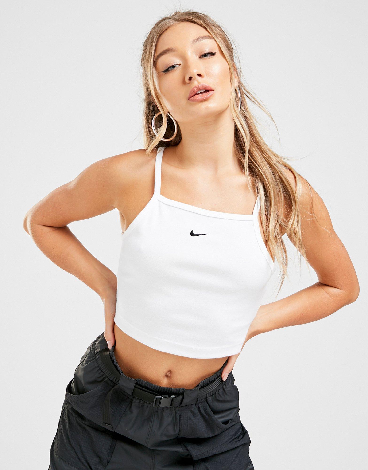 nike sleeveless crop top