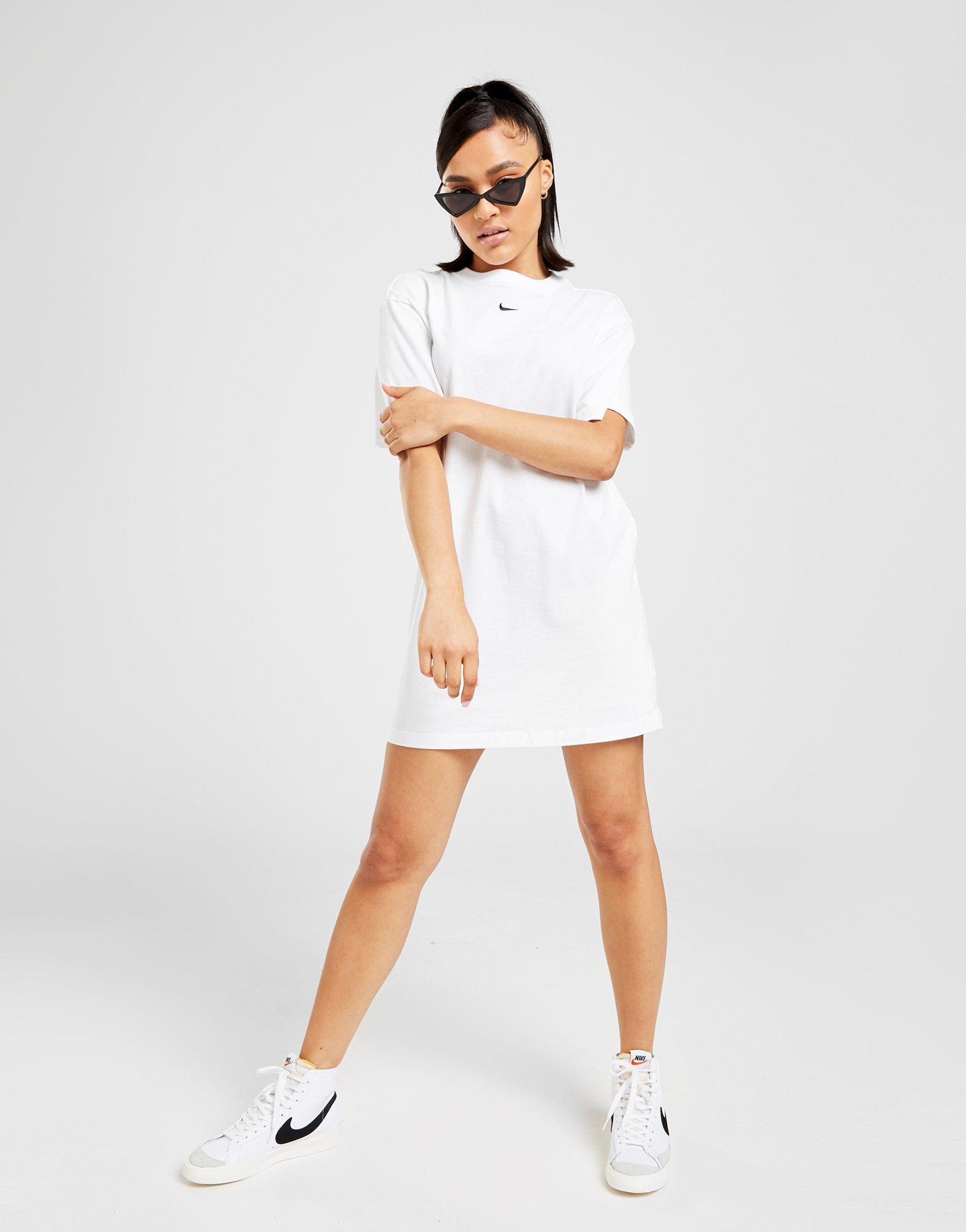 white nike dress