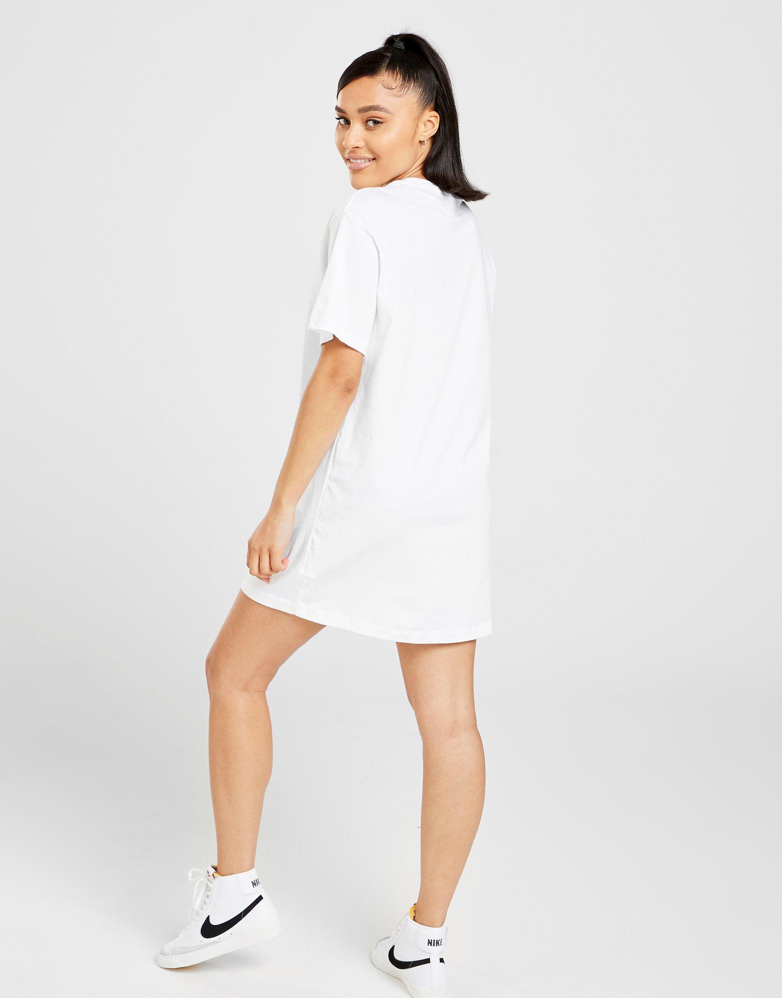 nike essential t shirt dress