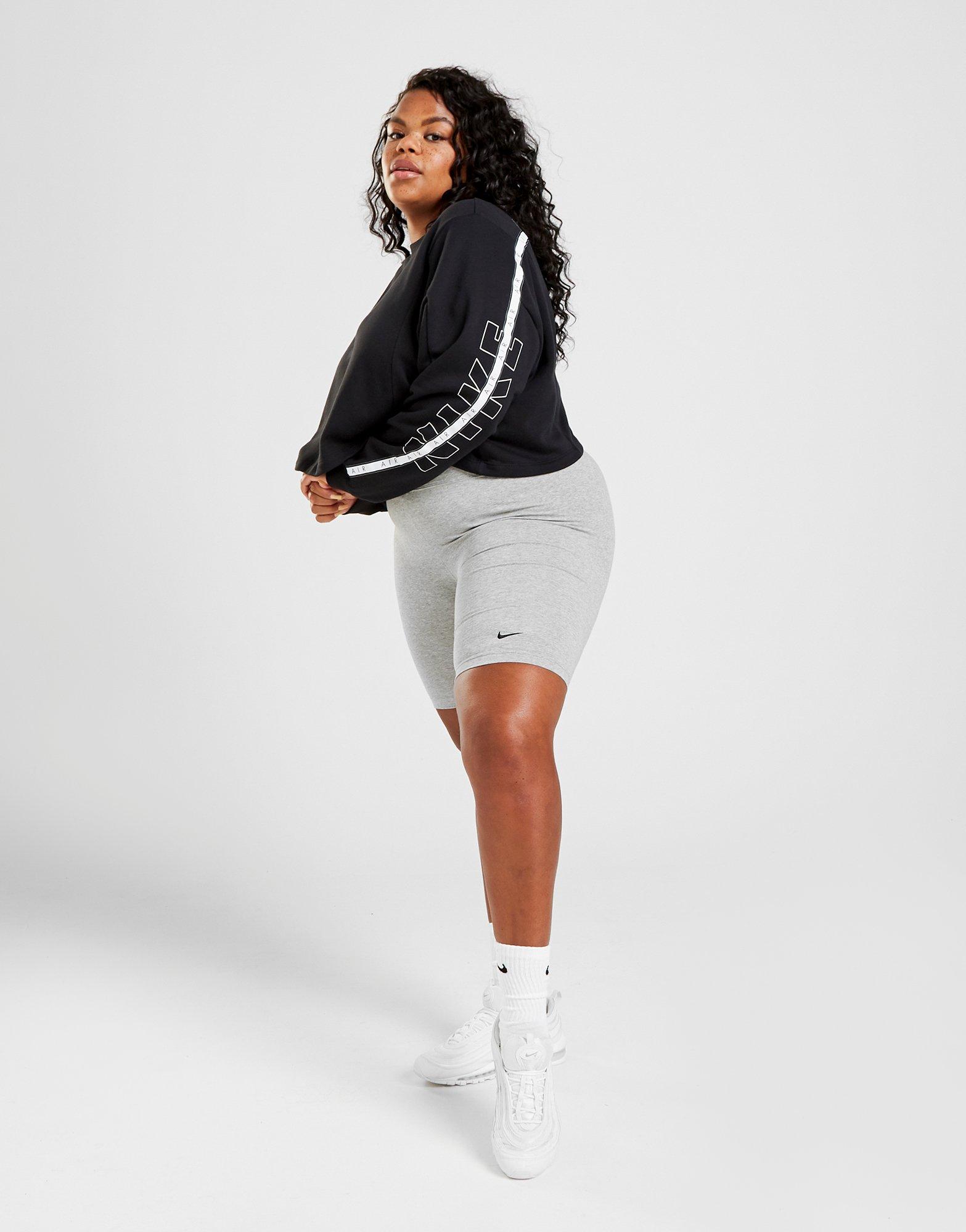 nike core cycle shorts black