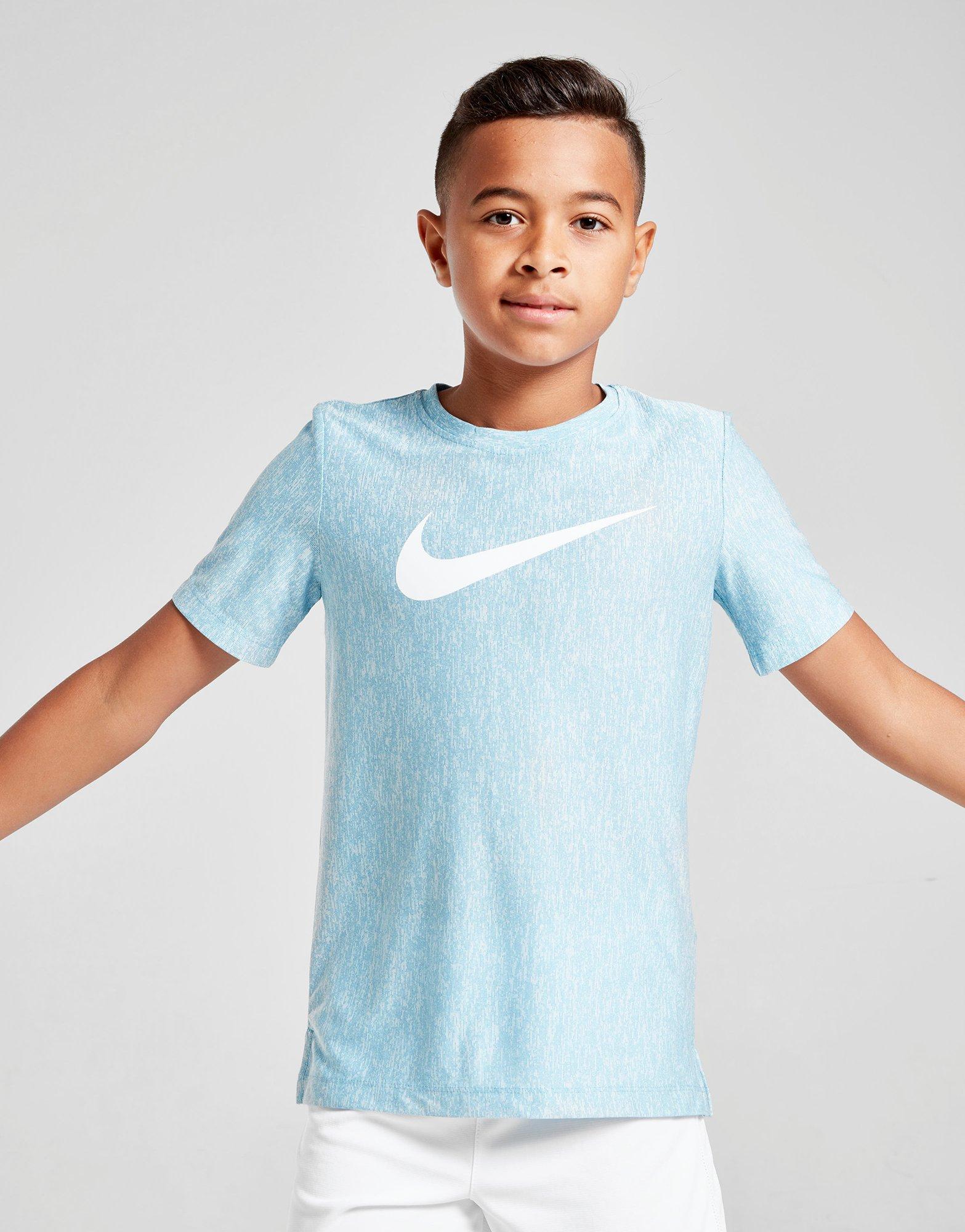 nike short t shirt
