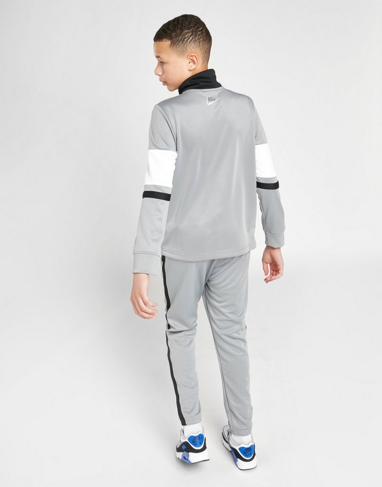 nike air tracksuit medium