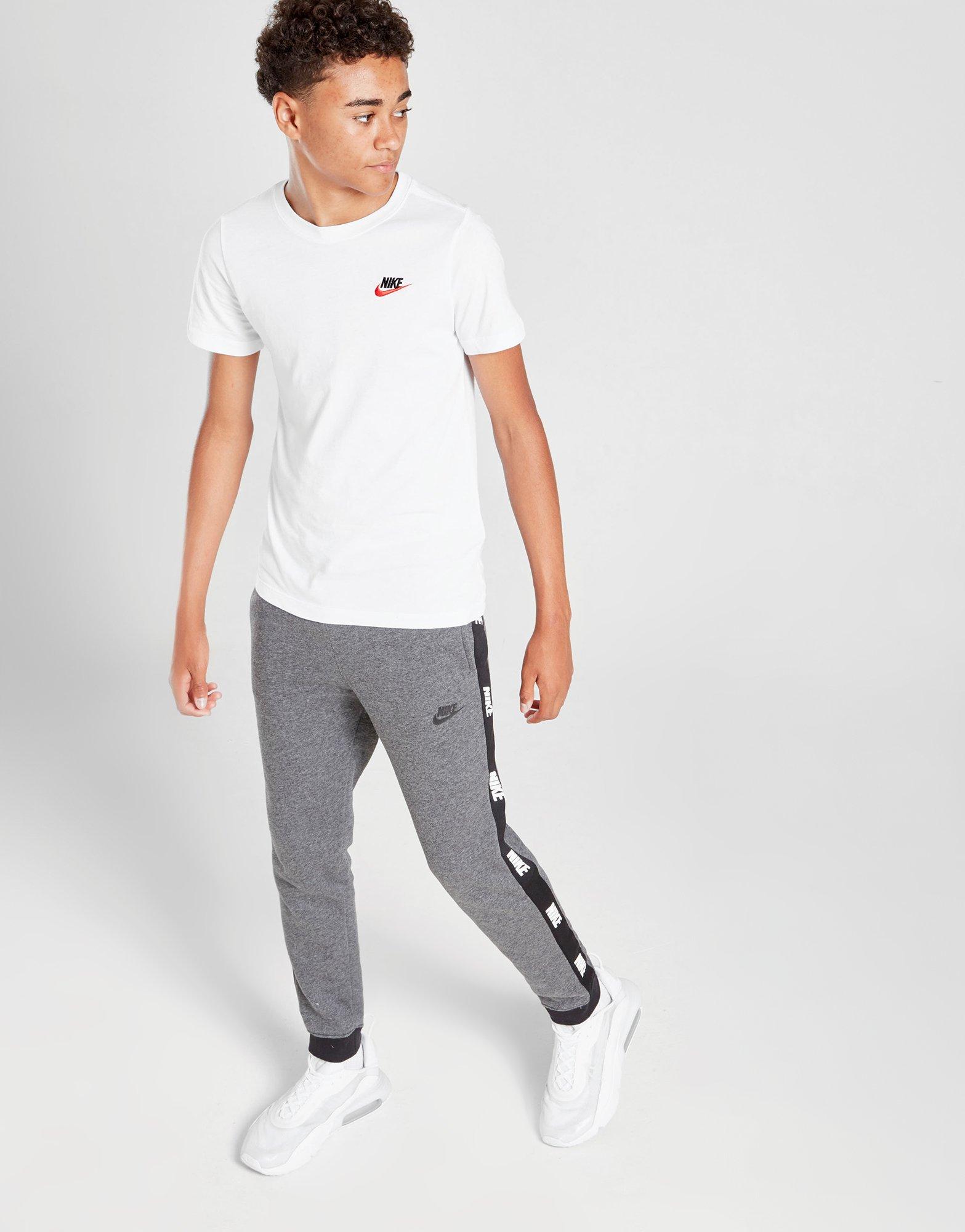 joggers for juniors nike
