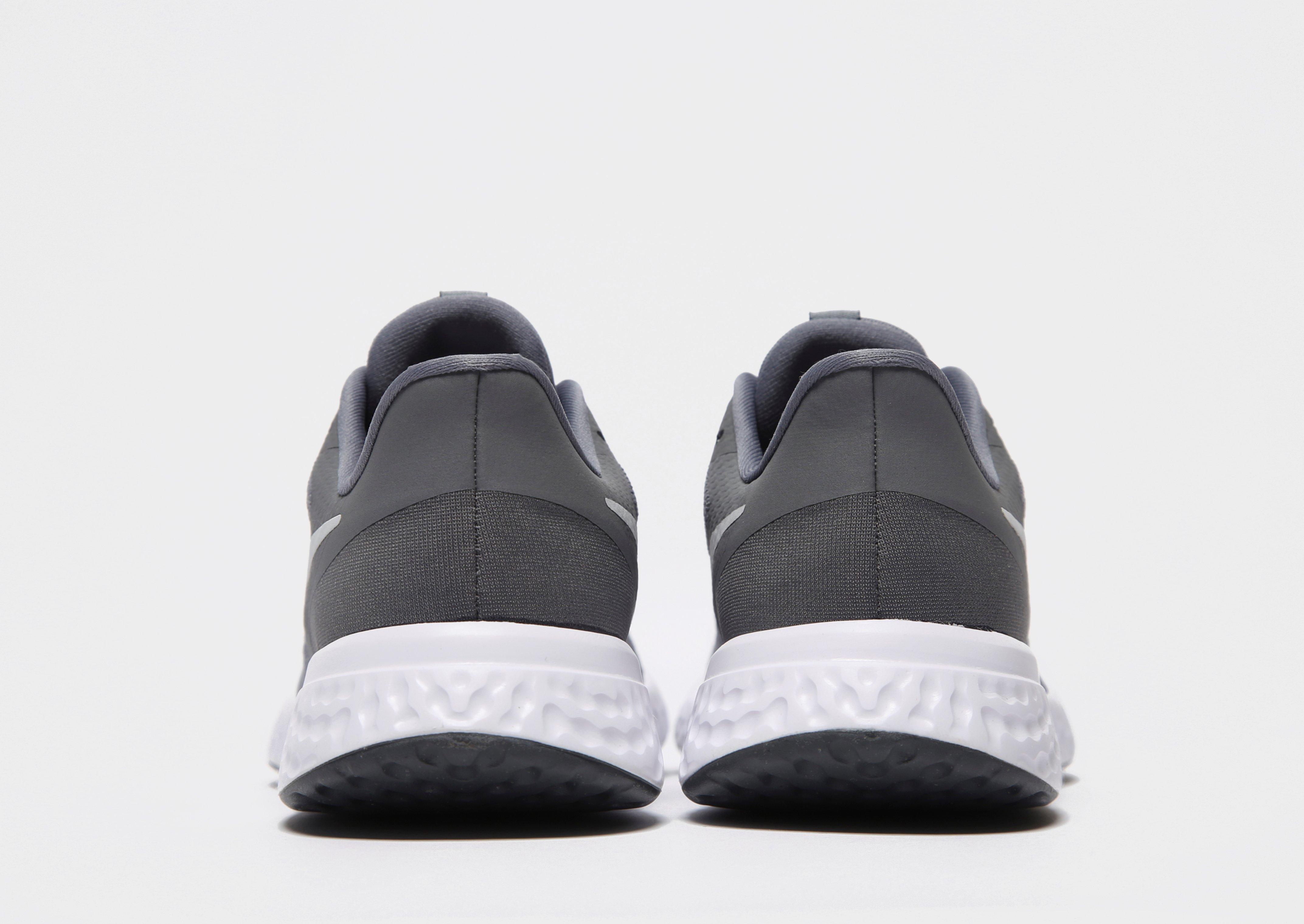 junior grey nike trainers