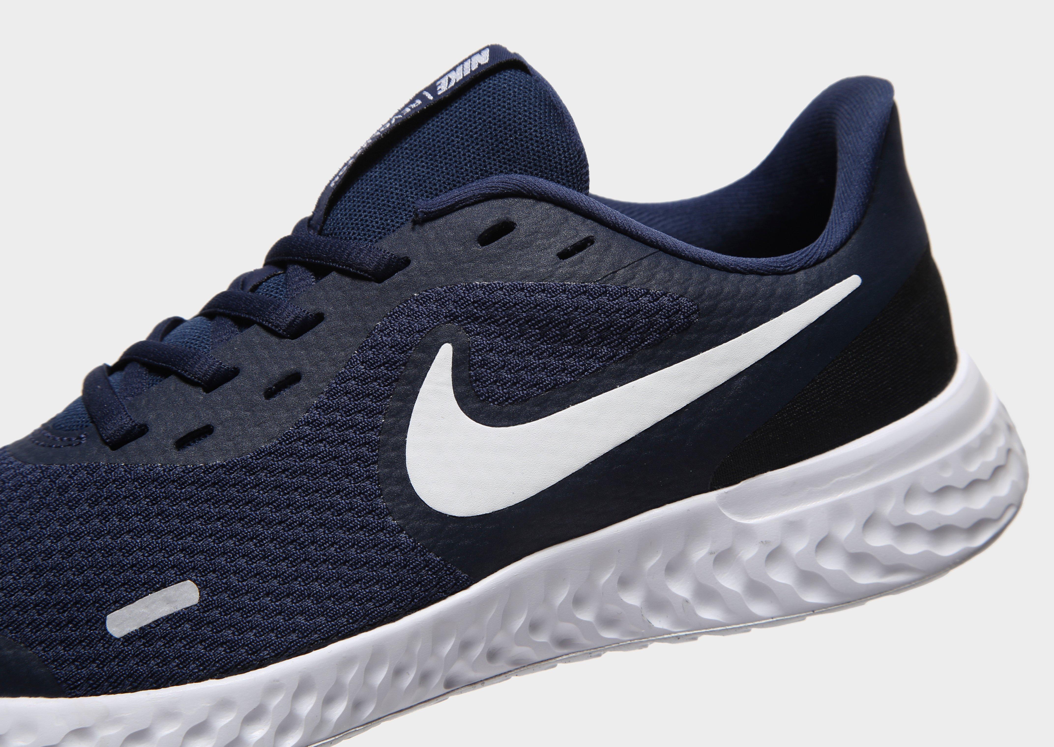 nike revolution 5 junior trainers
