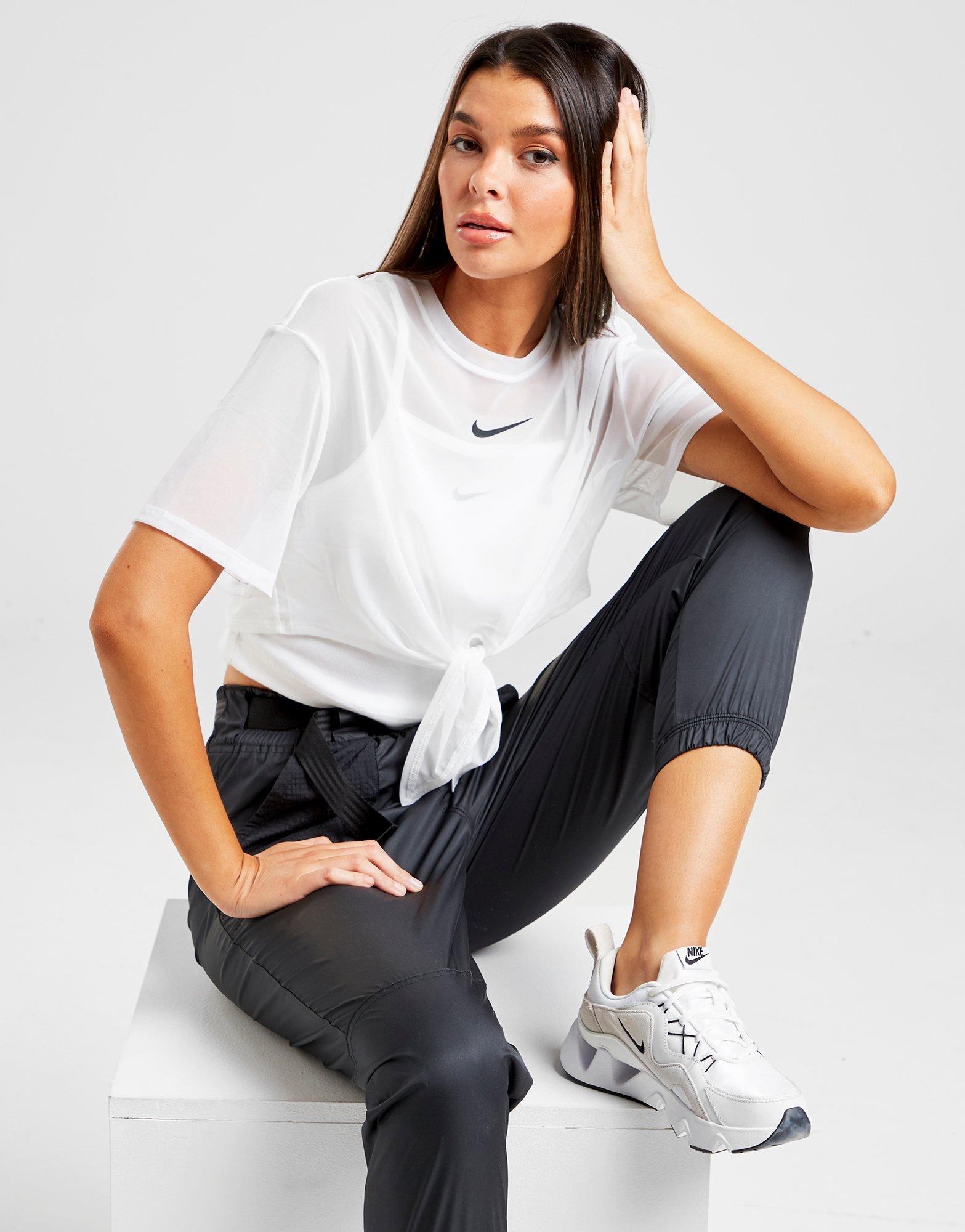 nike swoosh t shirt women's