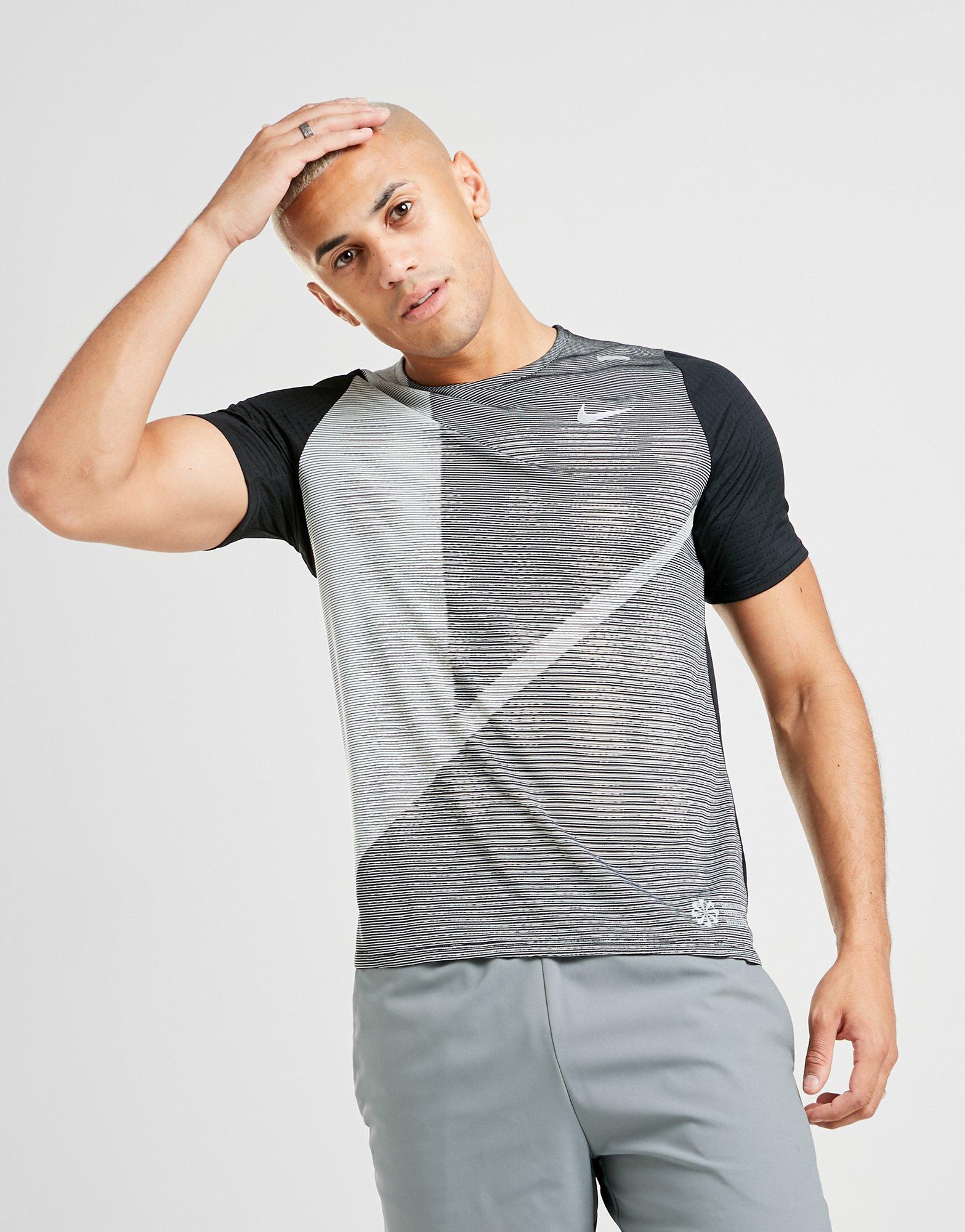 nike future fast t shirt