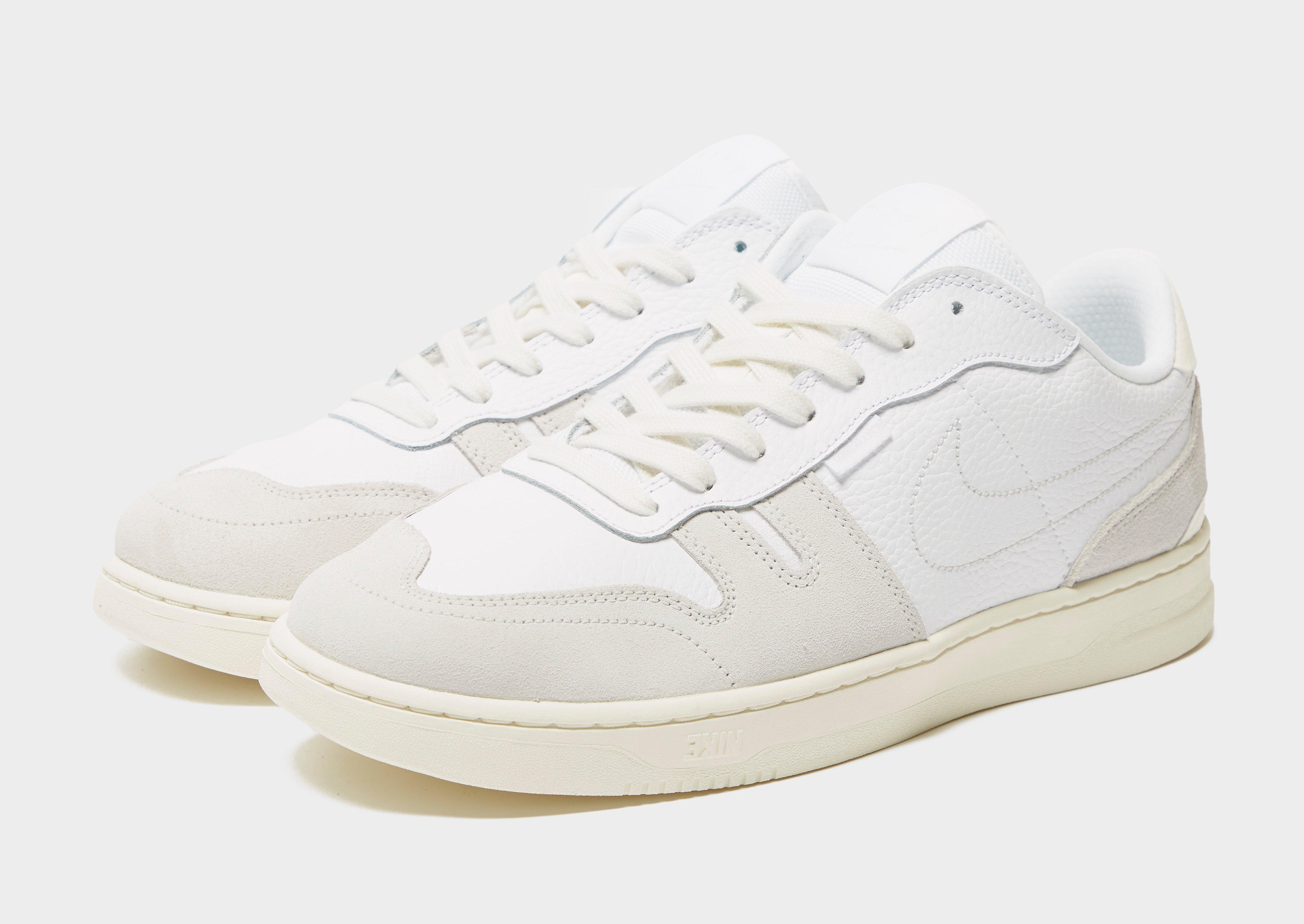 nike squash type outfit