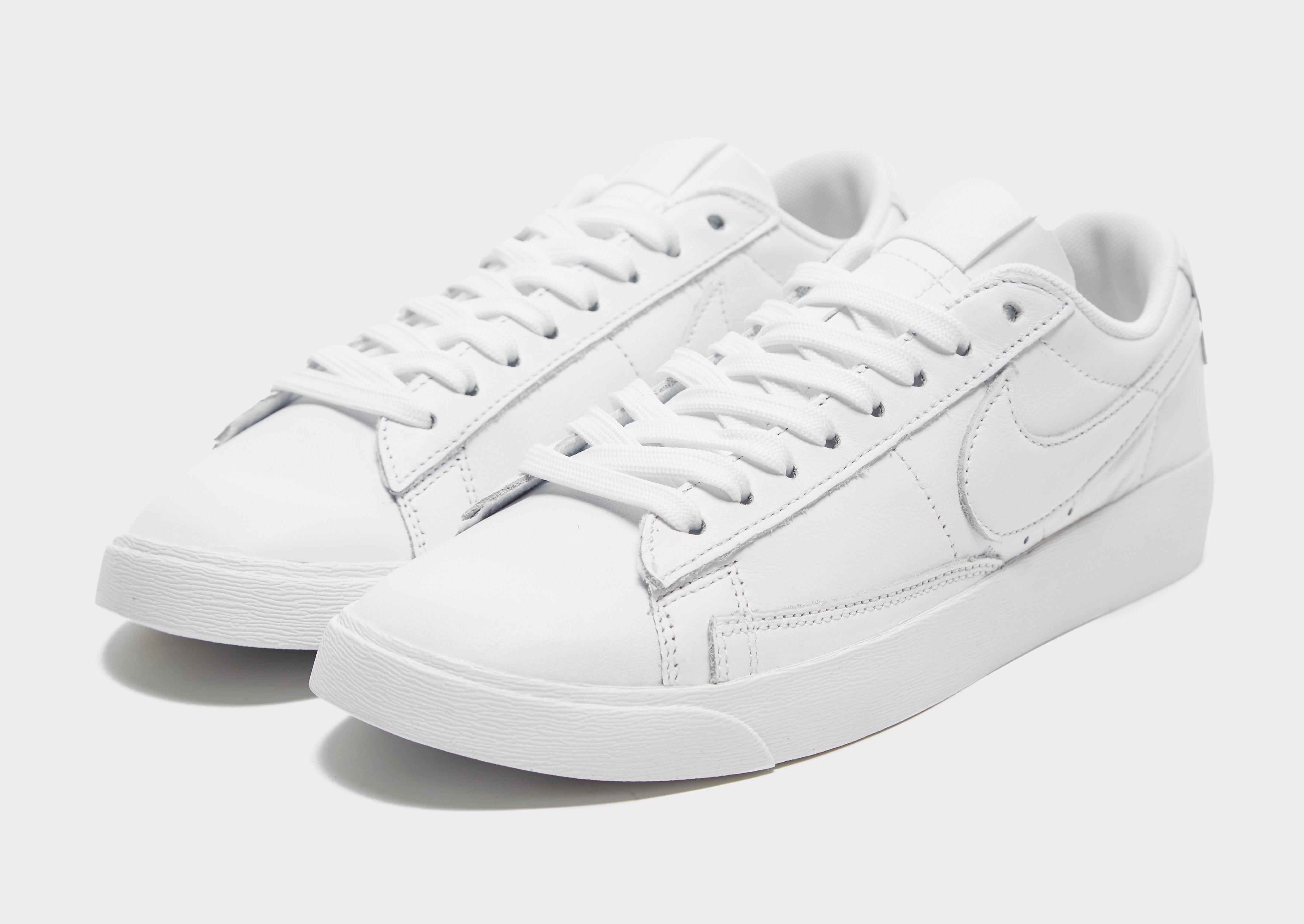 nike blazer low le mujer