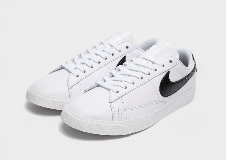 nike blazers women jd