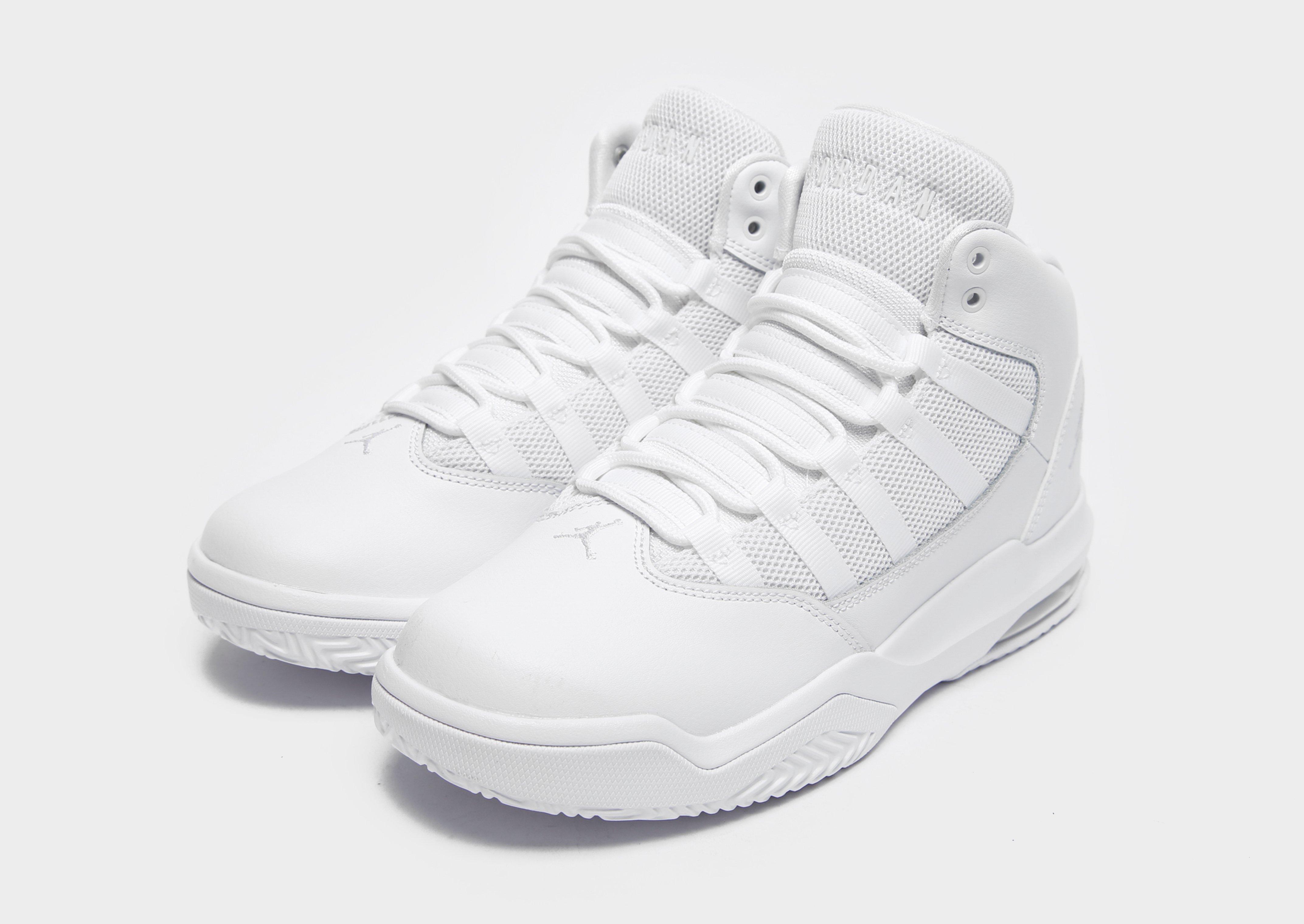 white jordans aura