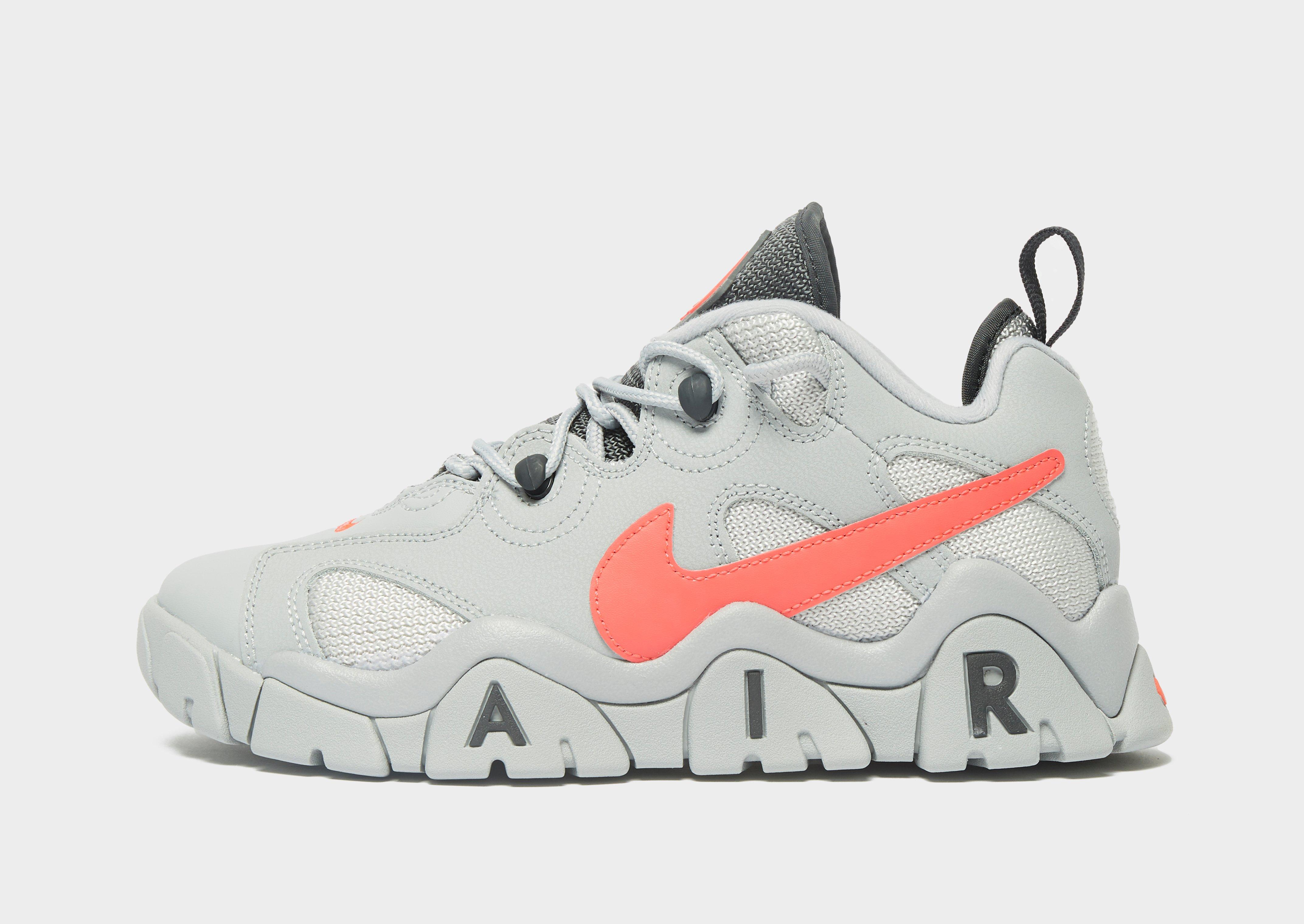 nike junior air barrage low trainer