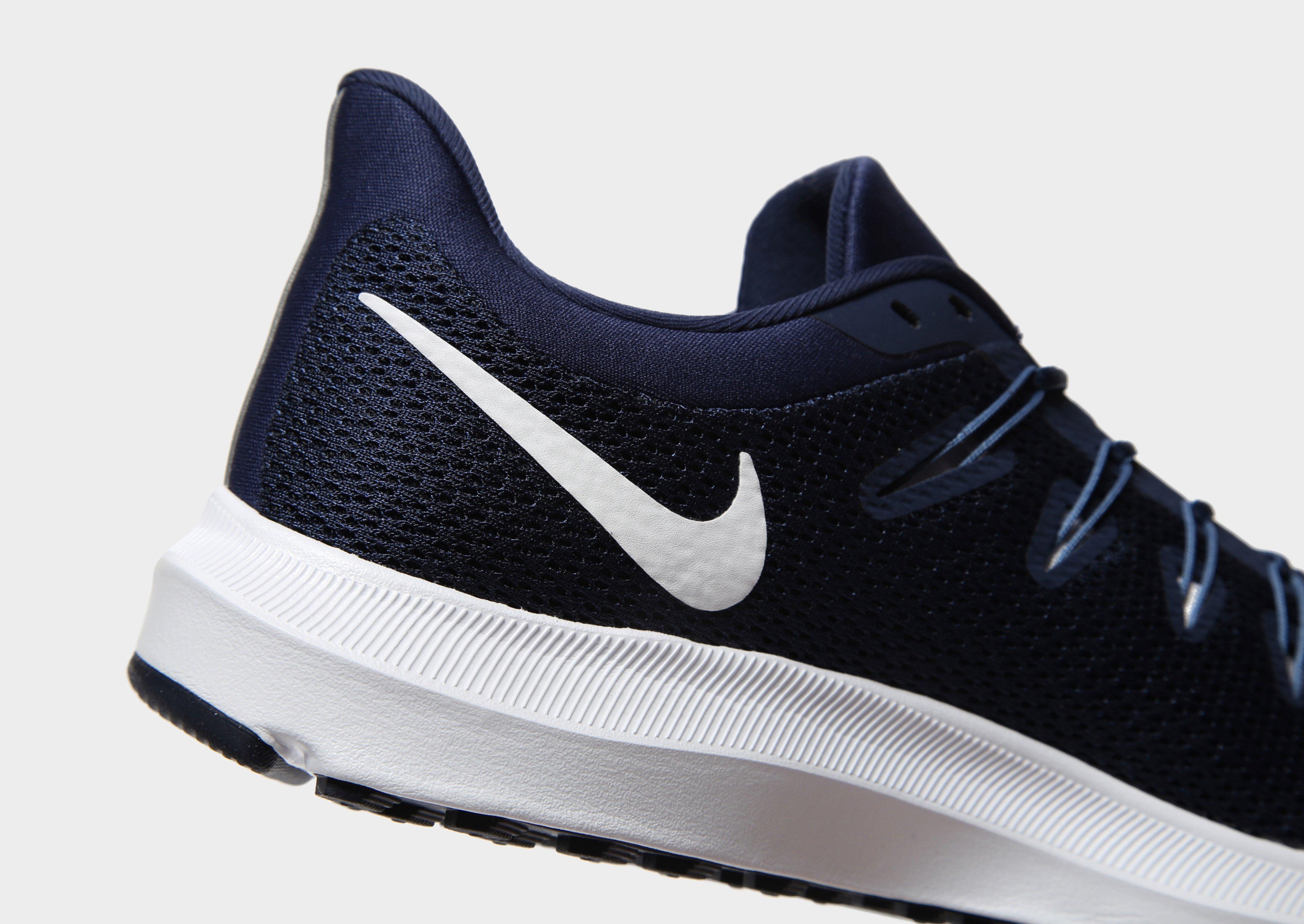 nike quest trainers