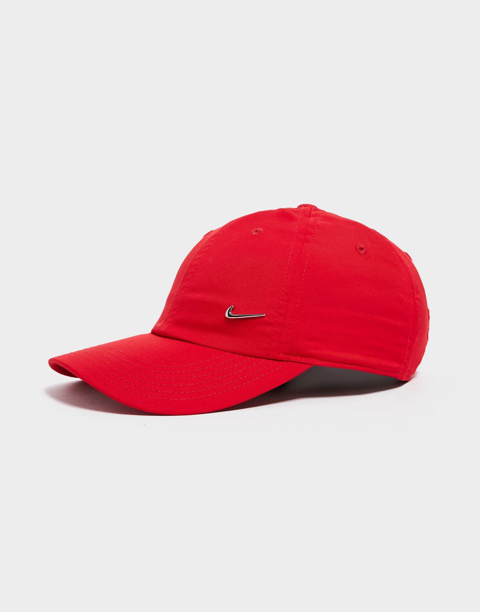 nike side swoosh cap