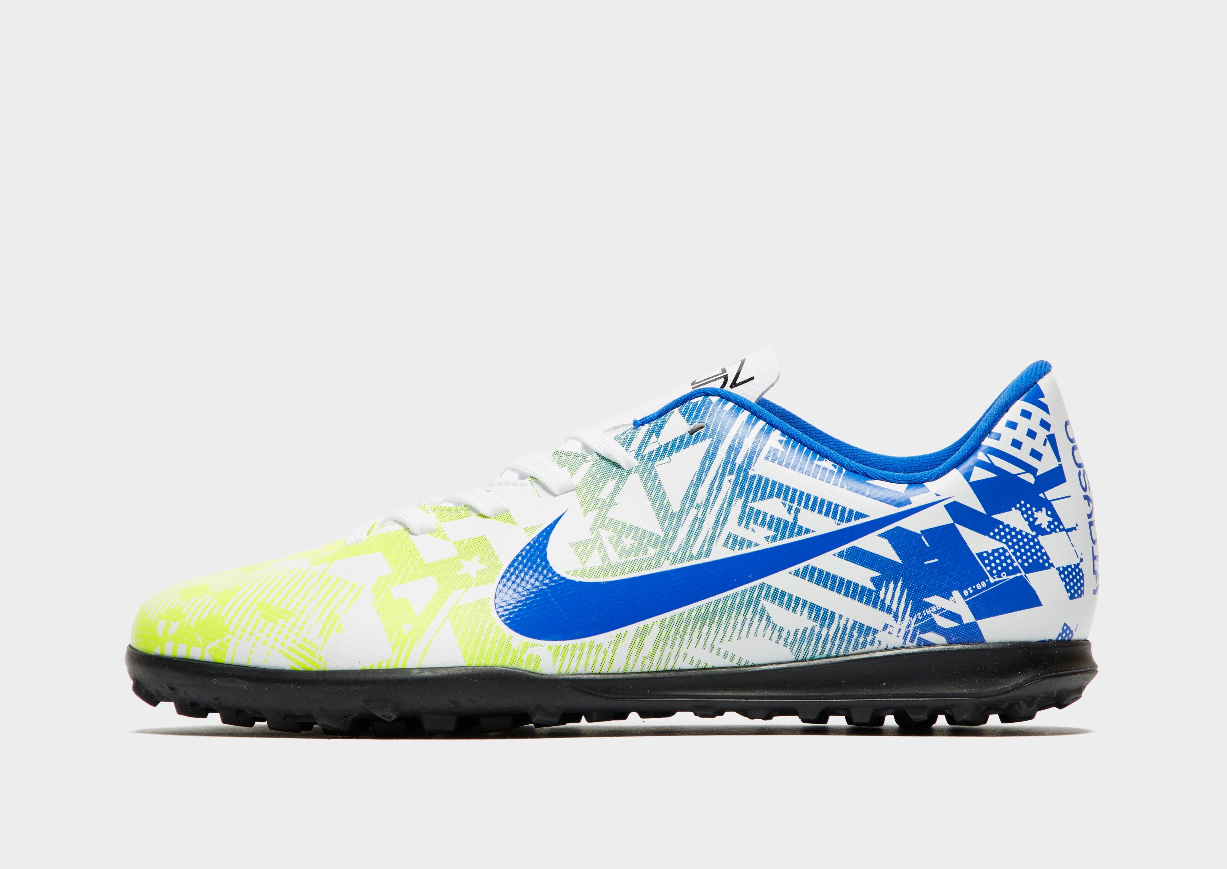 NEYMAR JR New Soccer Cleats All football boots 2009 .