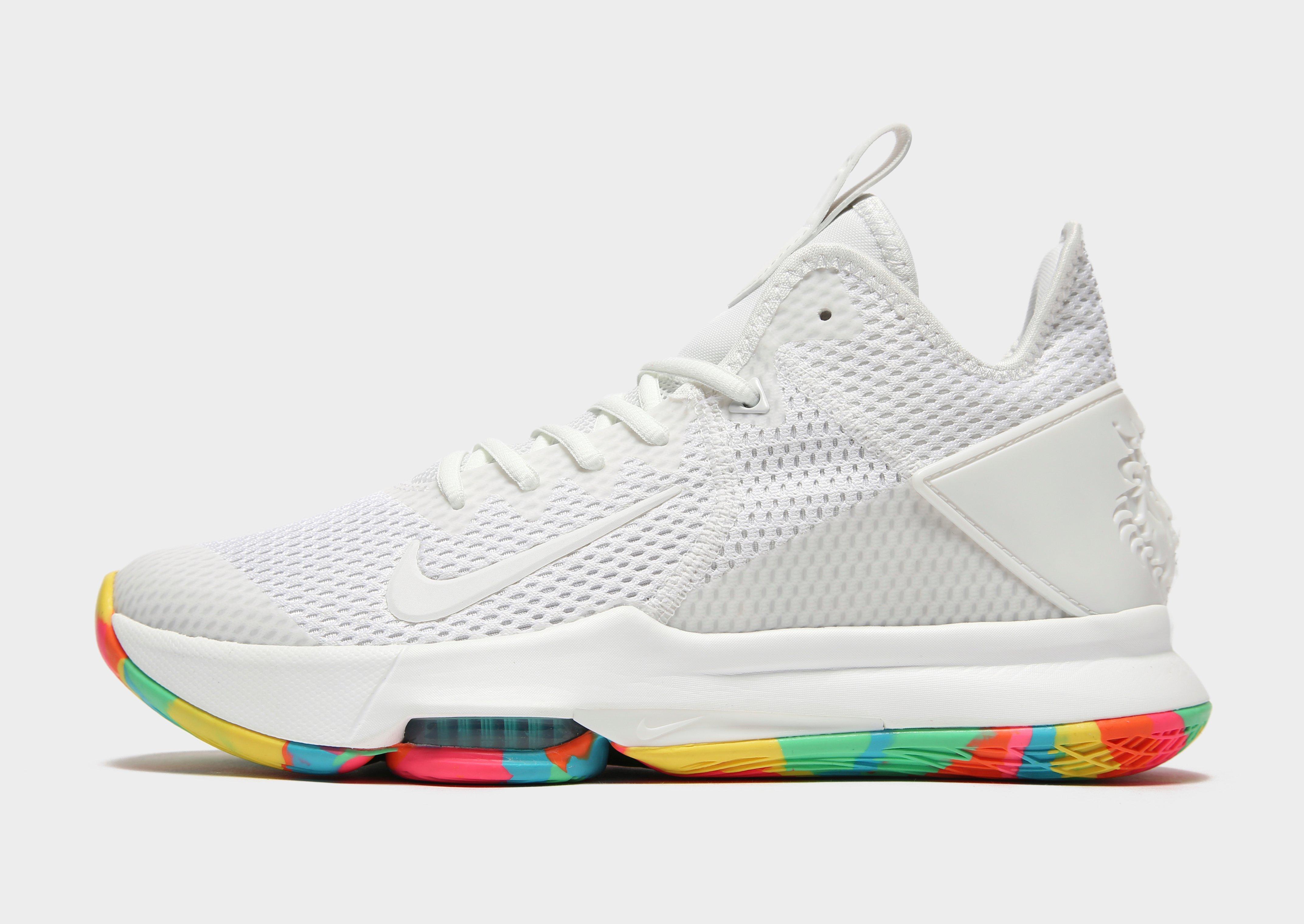 nike lebron witness 4