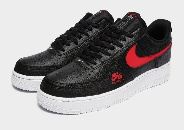 black nike air force 1 07 lv8