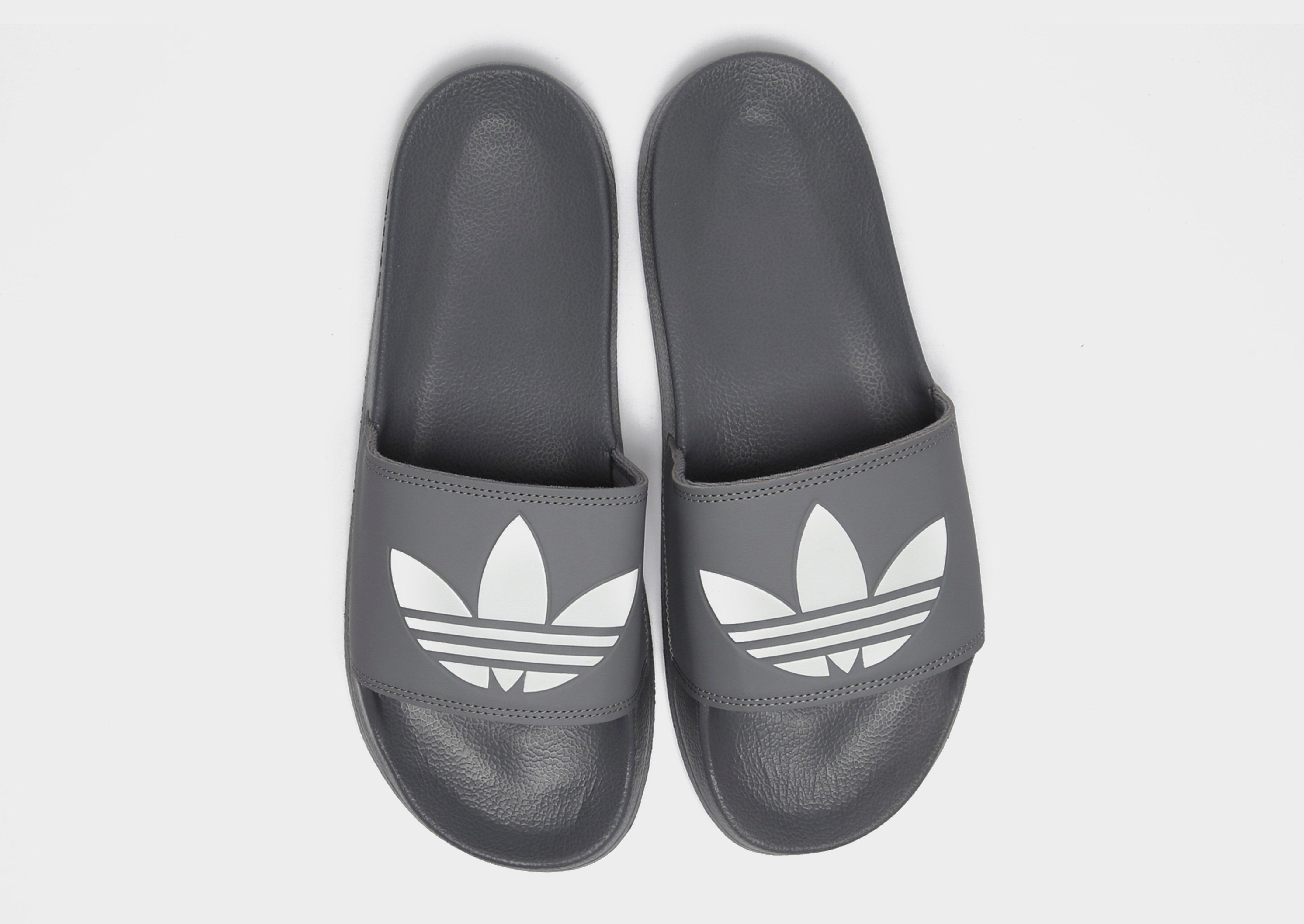 adidas Originals Adilette Badelatschen Herren