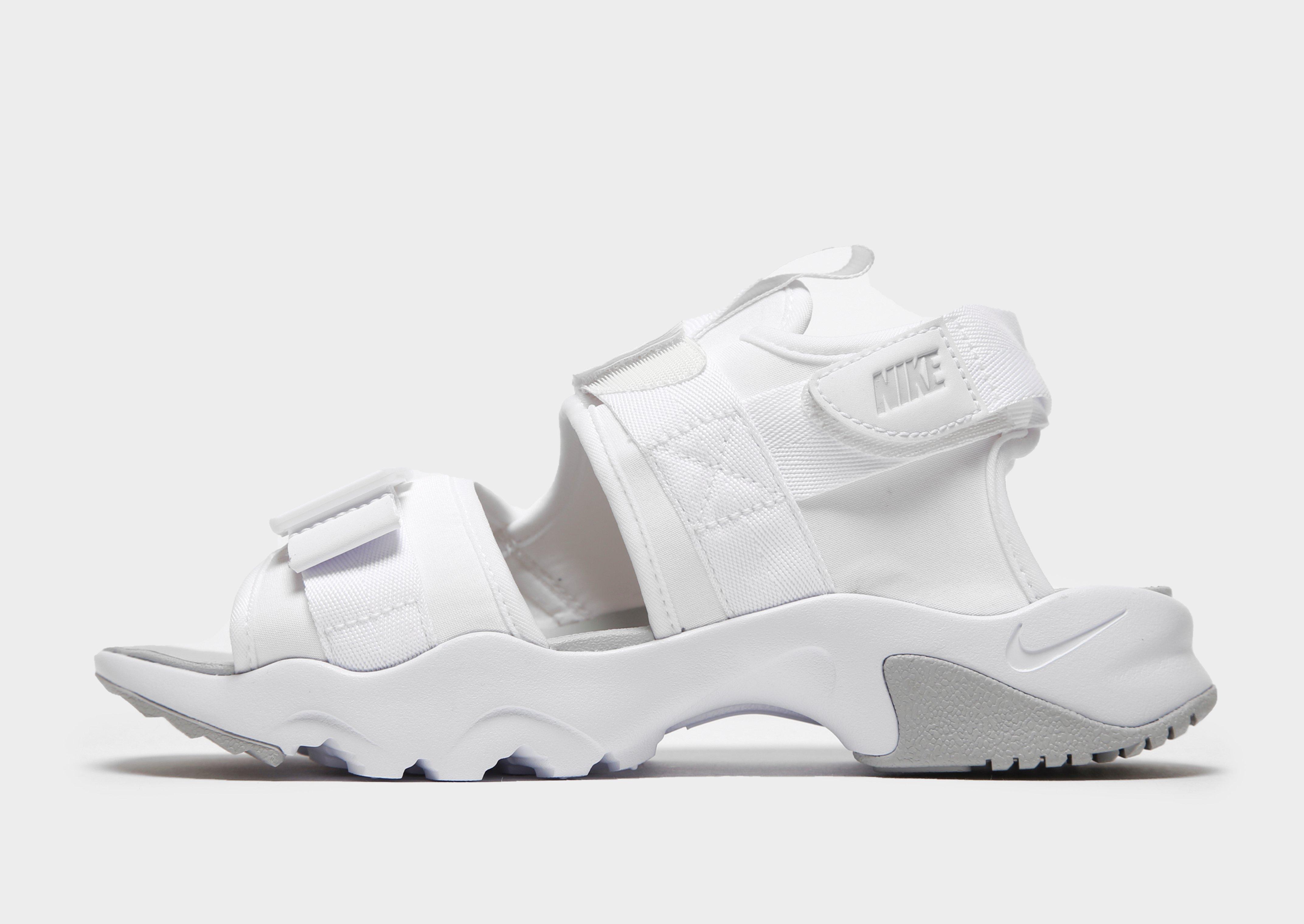 nike white sandals womens