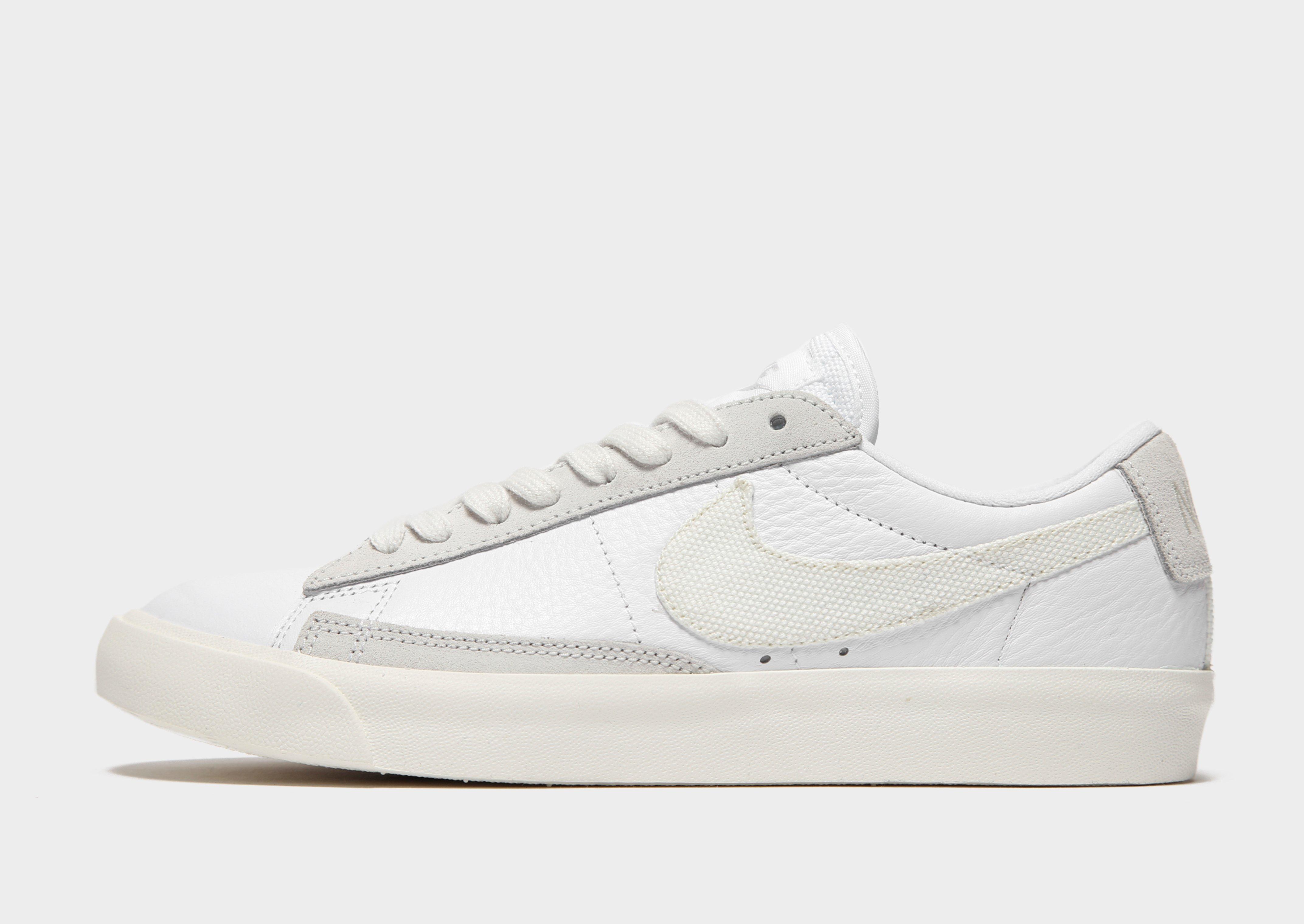 nike blazer low bianche