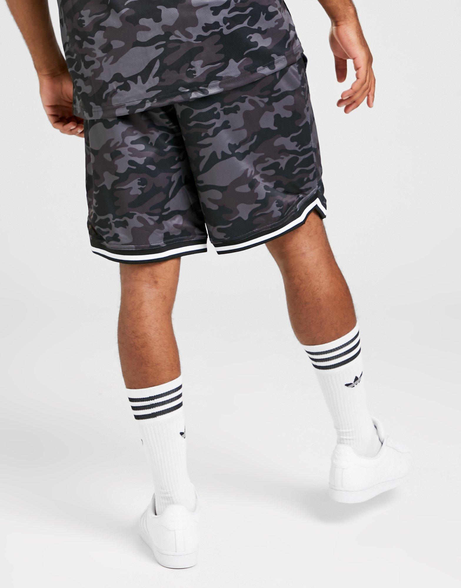 صفر vans with basketball shorts 