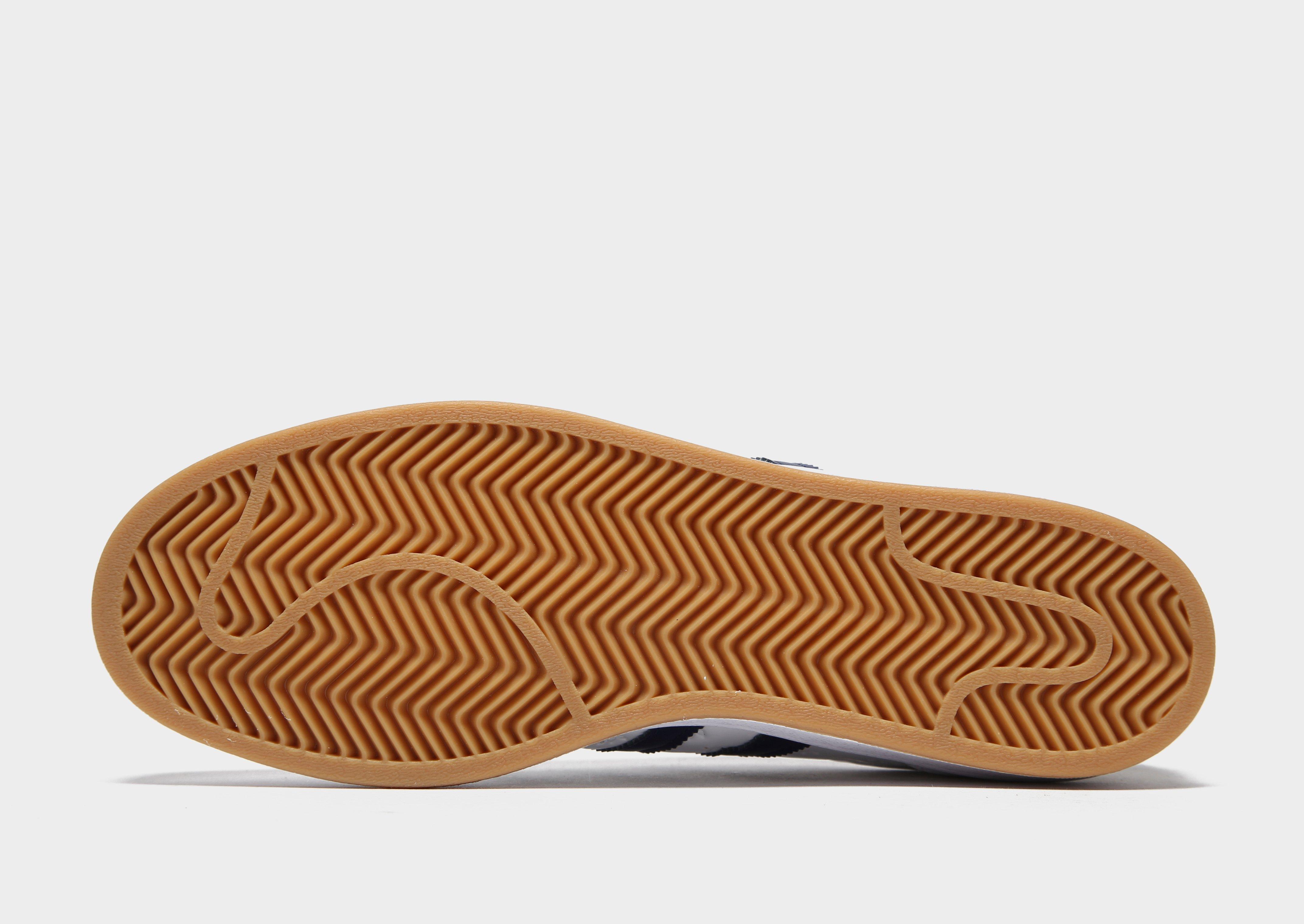 superstar homme brun