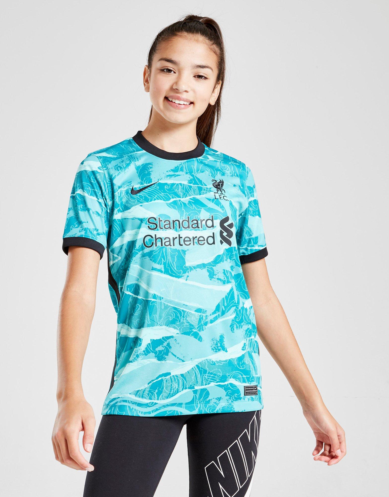 liverpool away junior