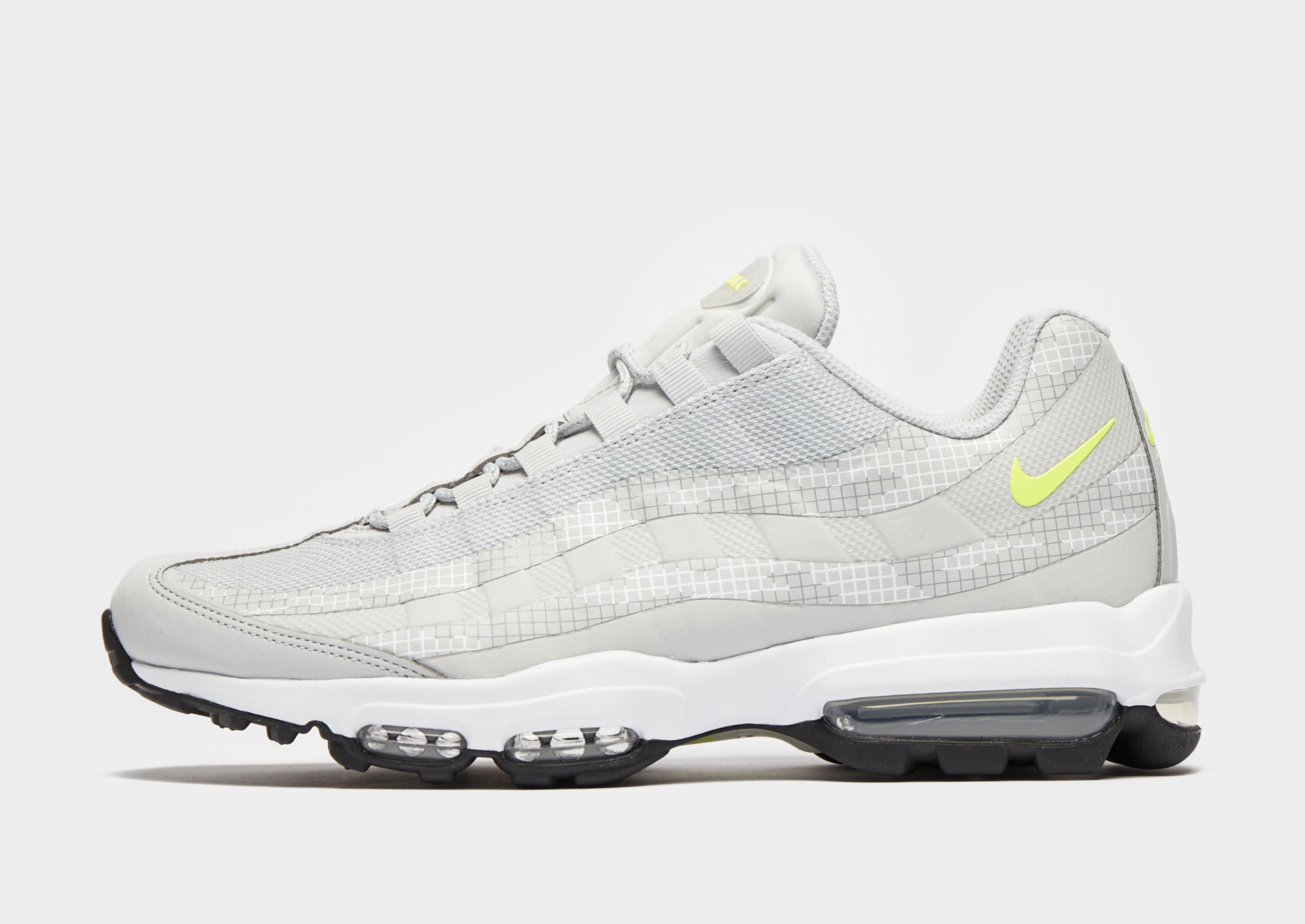 nike white with black accent air max 95 trainers