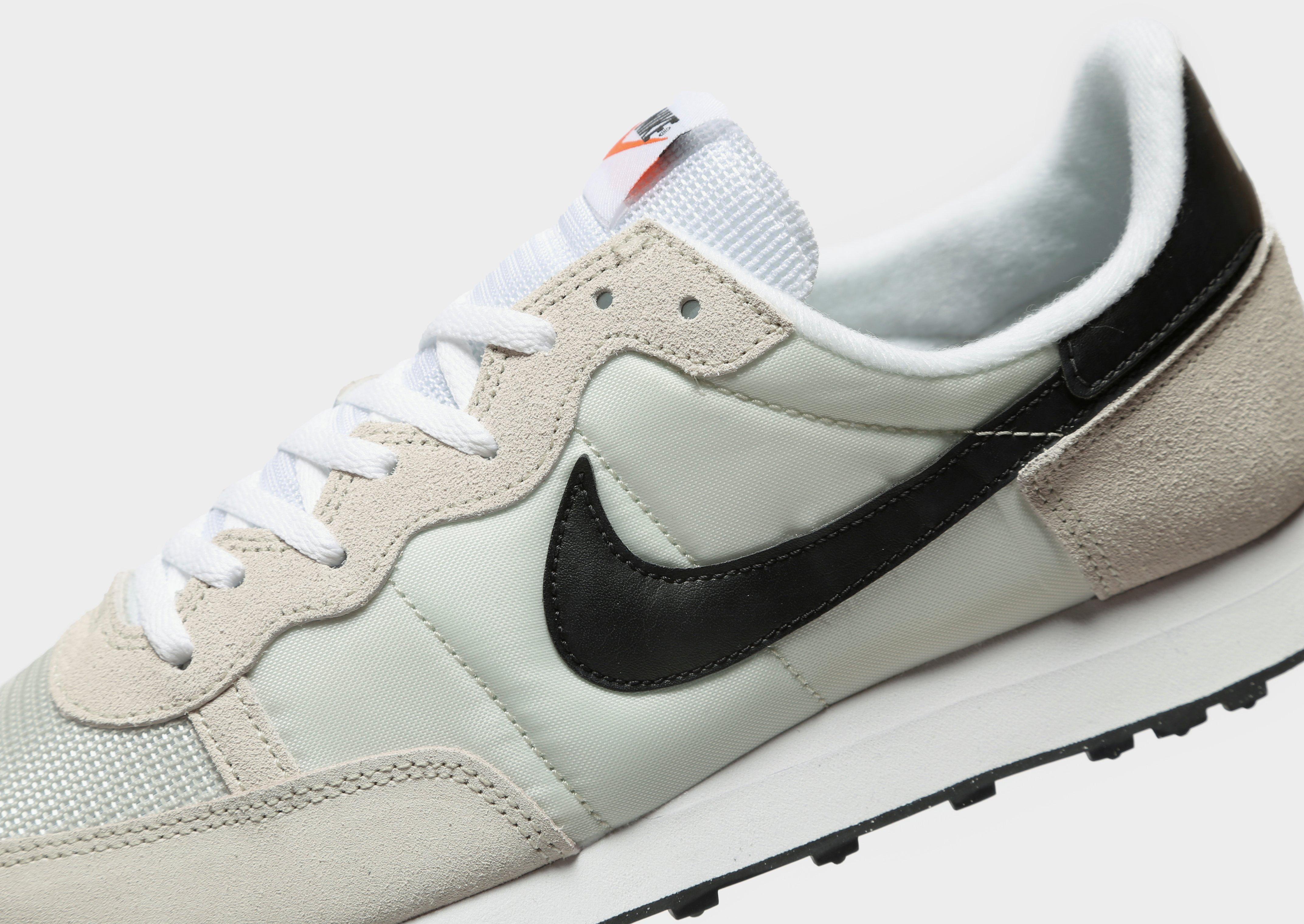 nike challenger trainers