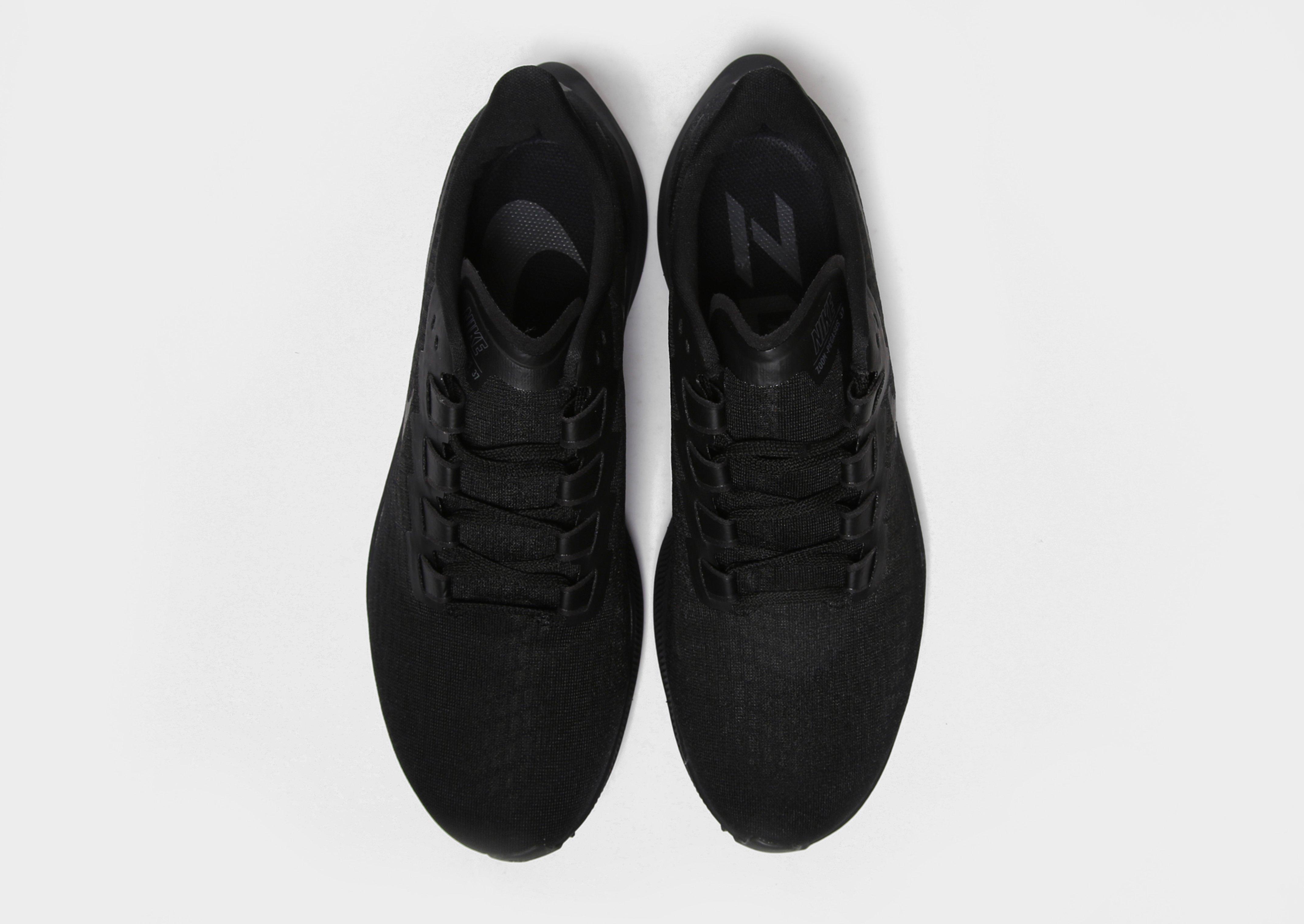 nike pegasus all black