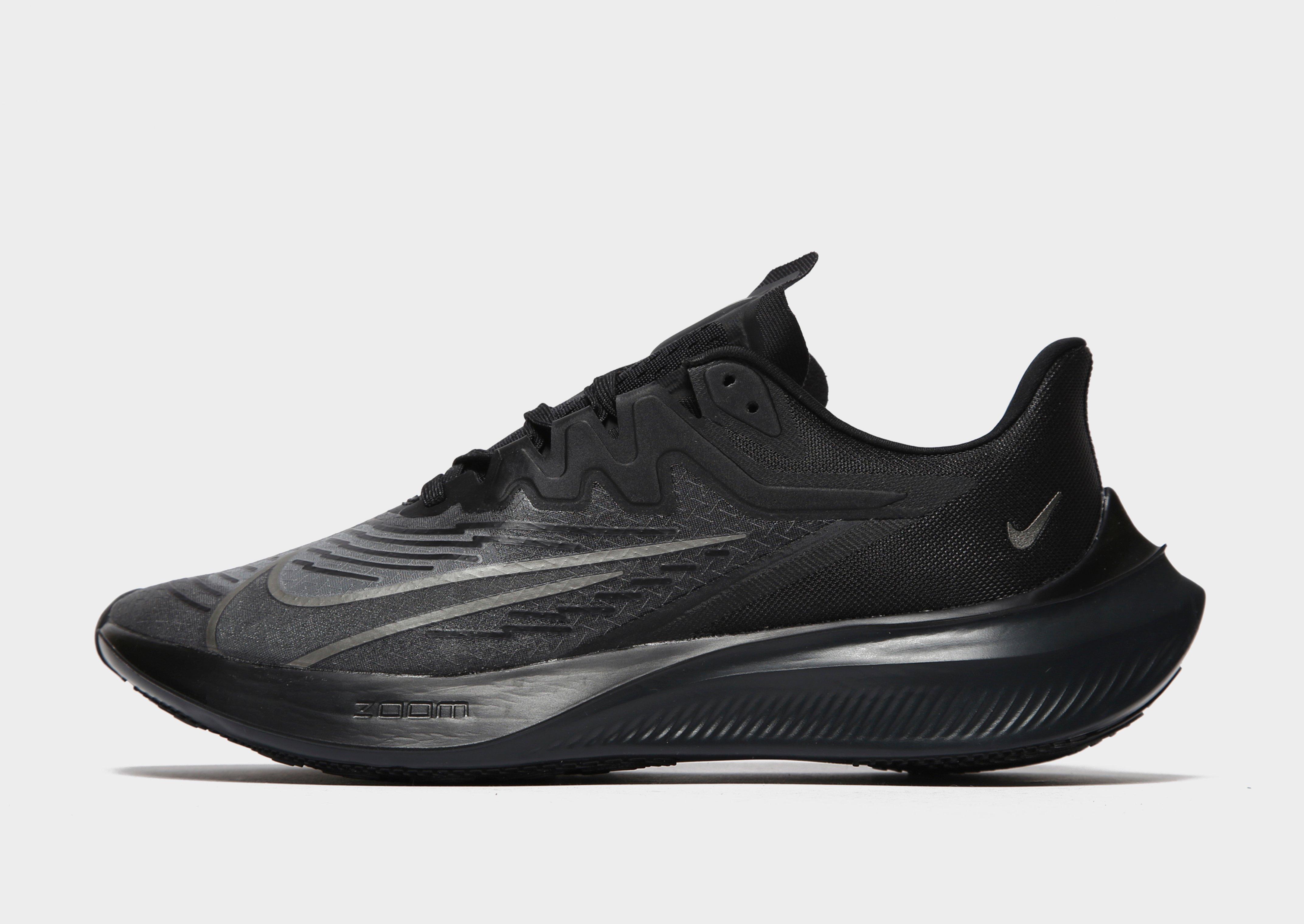 zoom gravity black