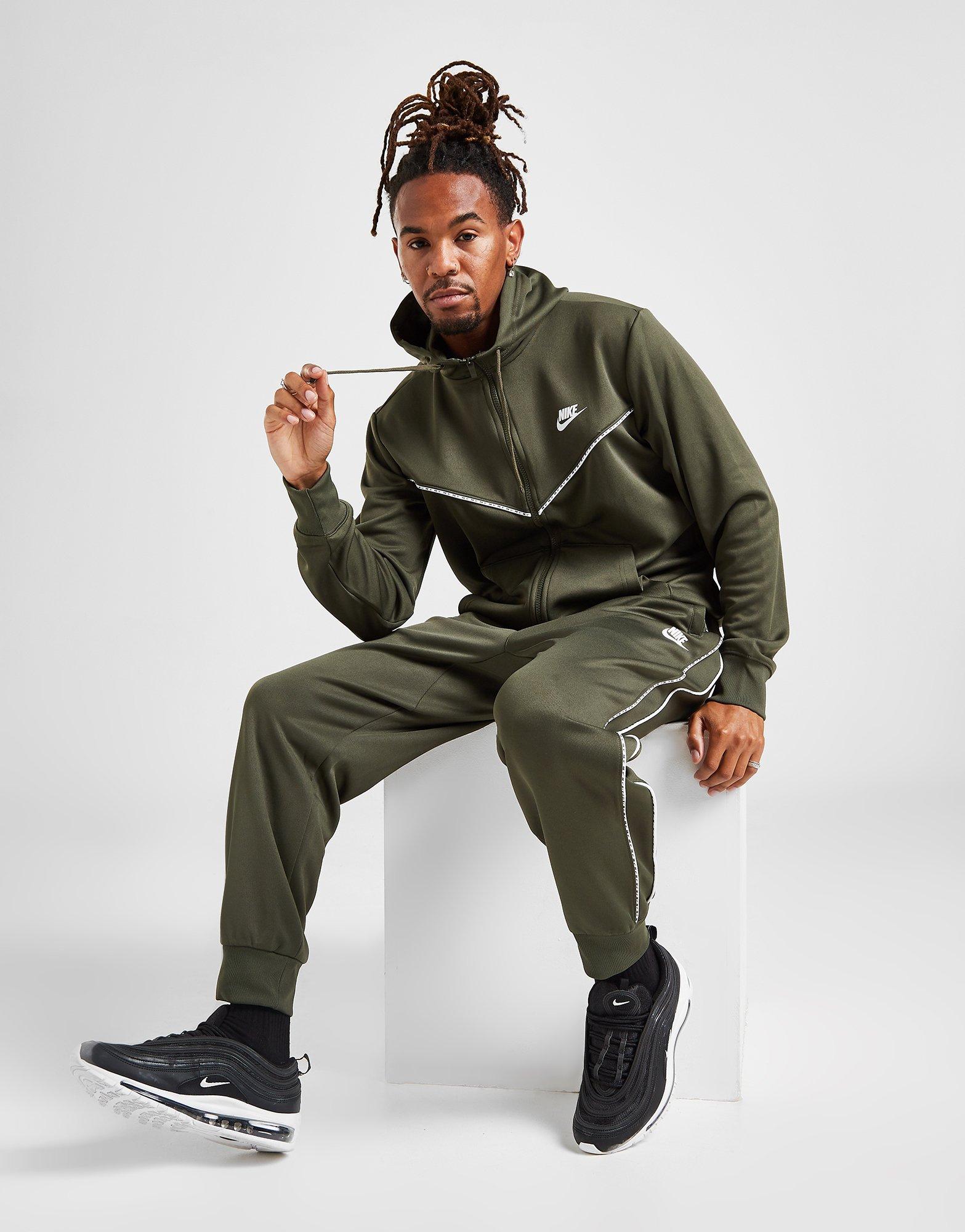 nike repeat zip hoodie