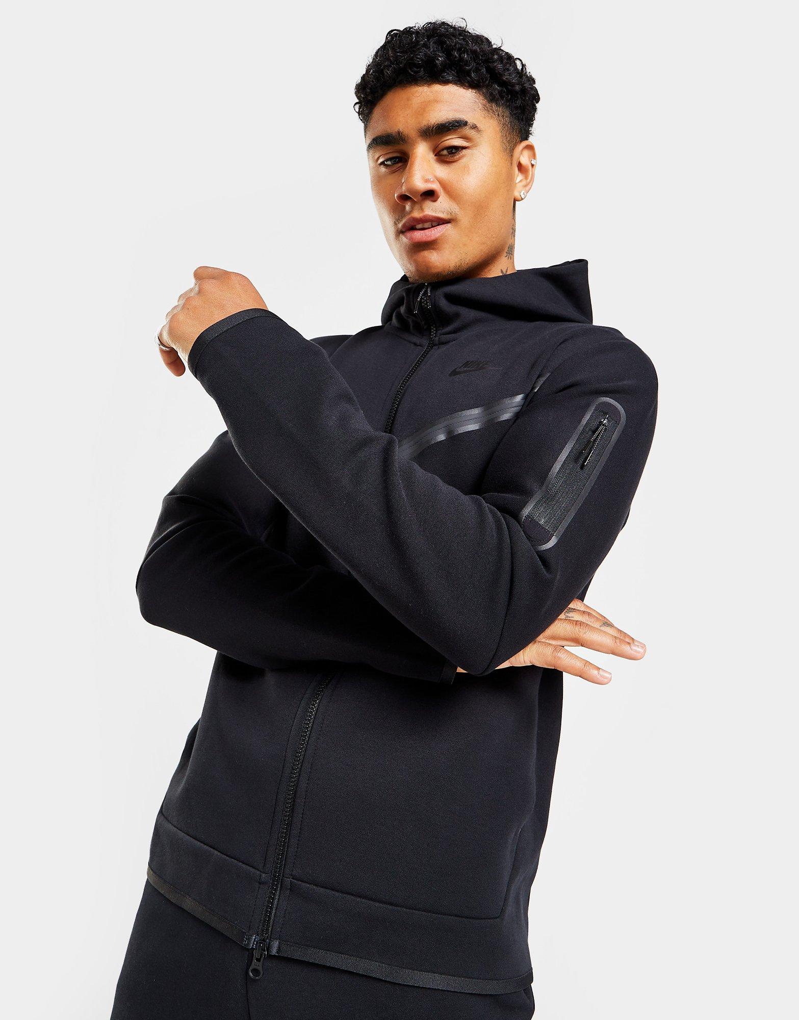 black zip up nike jacket