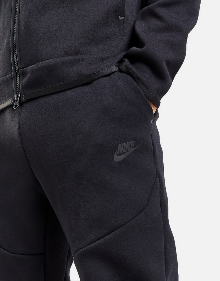 Black Nike Tech Fleece Joggers | JD Sports