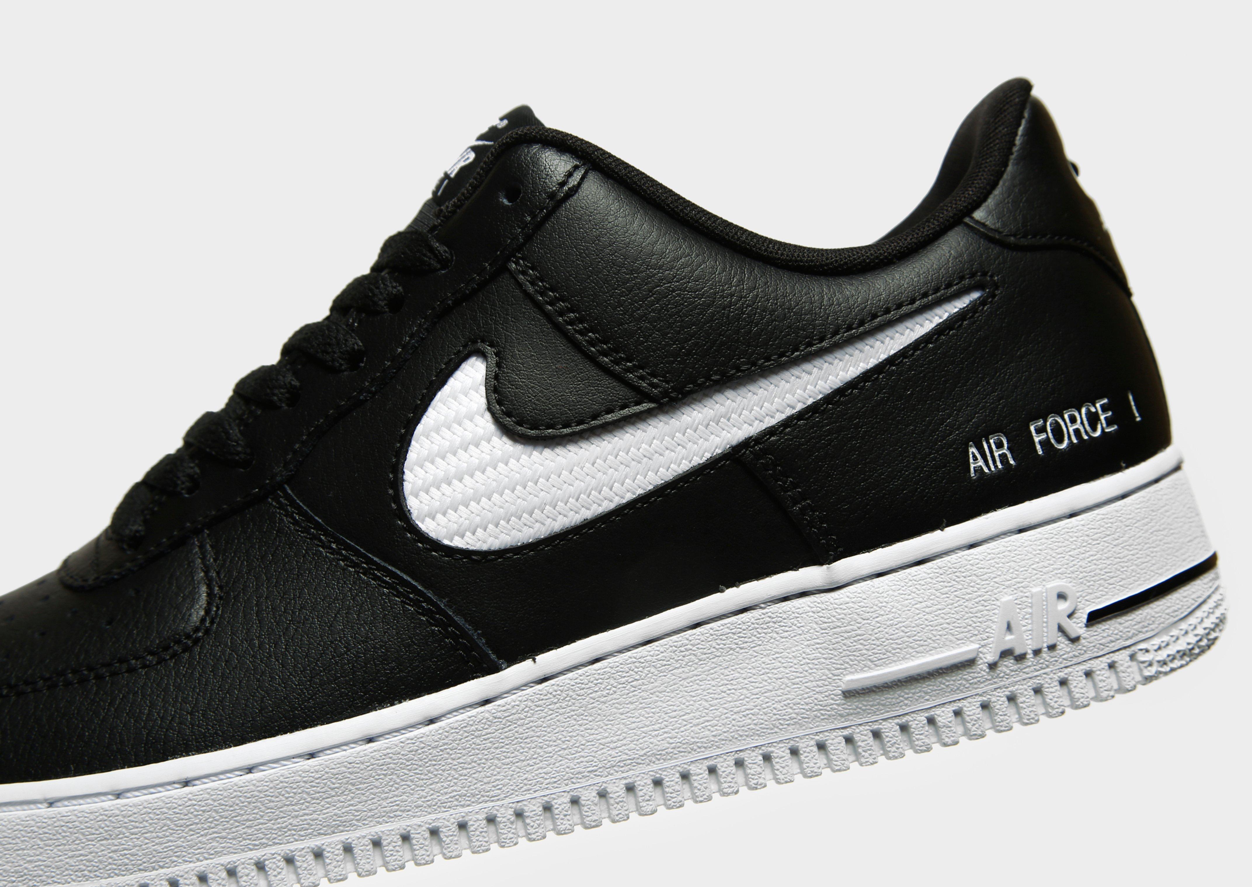 Acquista Nike Air Force 1 Low Mesh in Nero