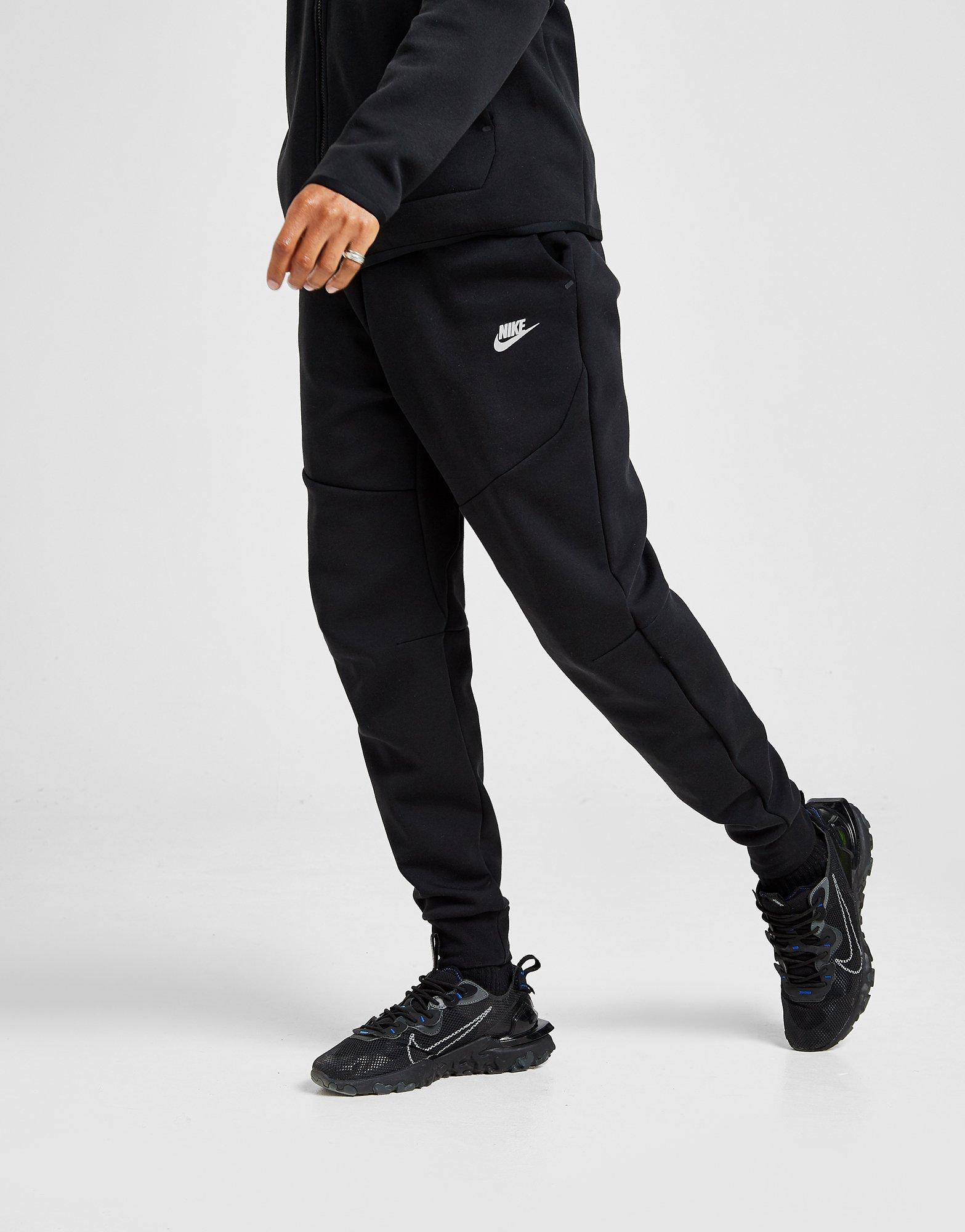 nike tech fleece joggers slim fit