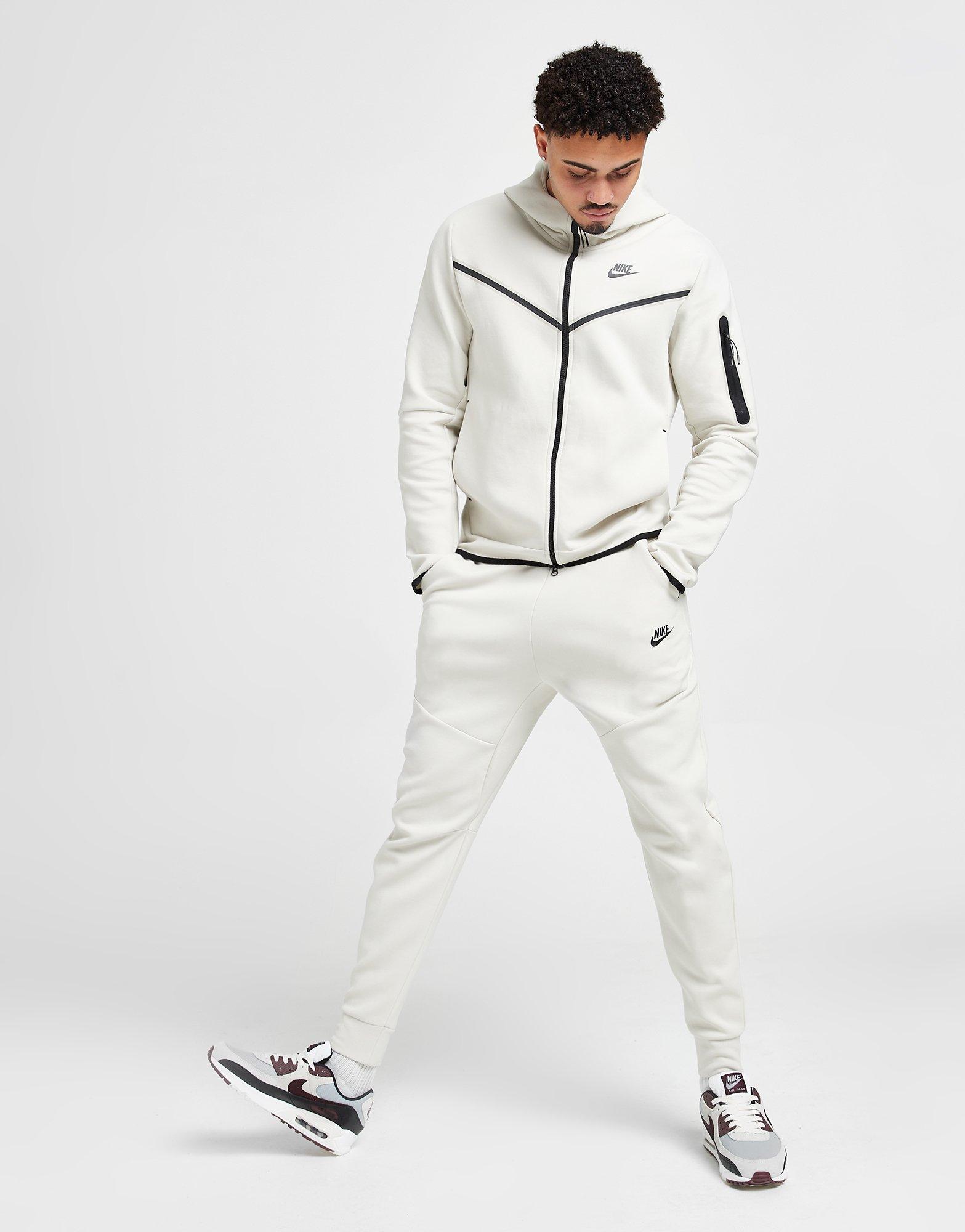 white nike tech fleece hoodie