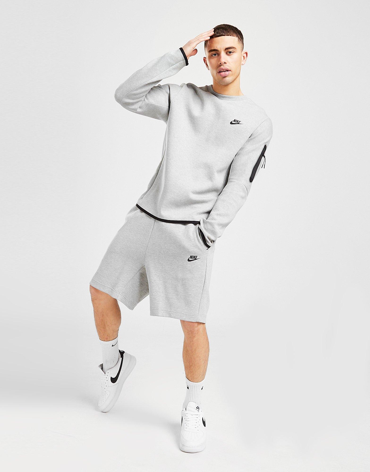 nike tech fleece shorts sale