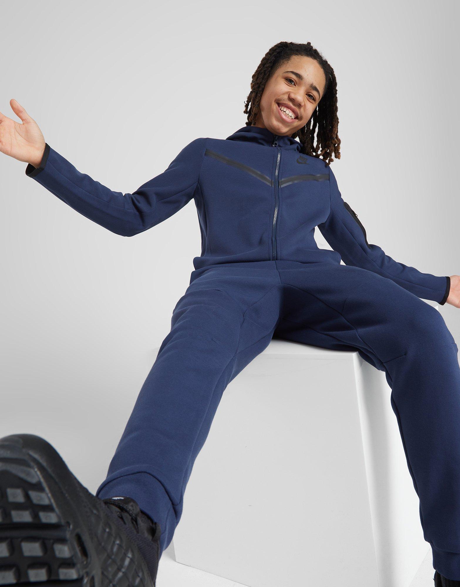 nike junior tech fleece