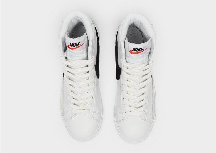 Compra Nike Blazer Mid júnior en Blanco