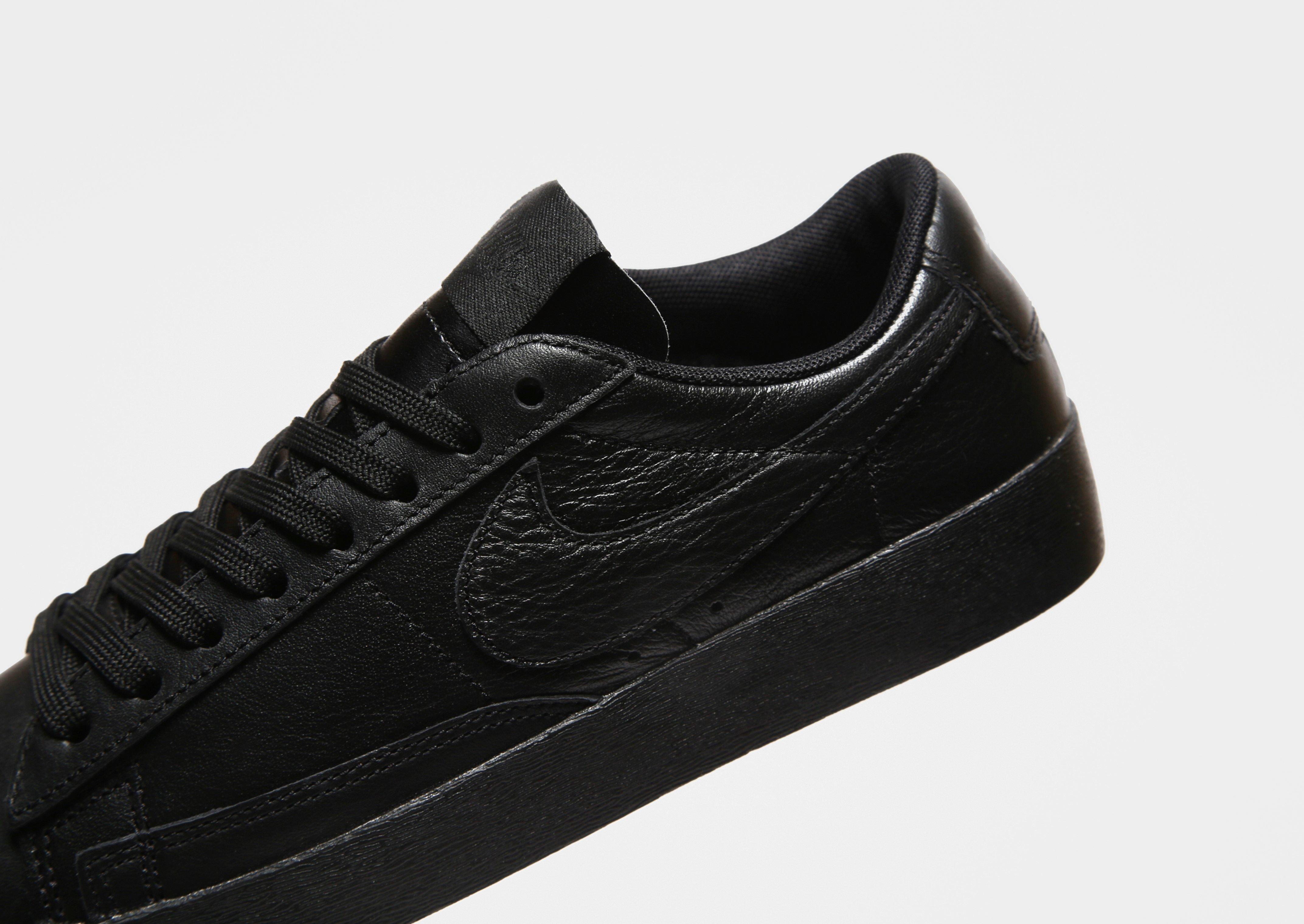 nike blazer low black womens