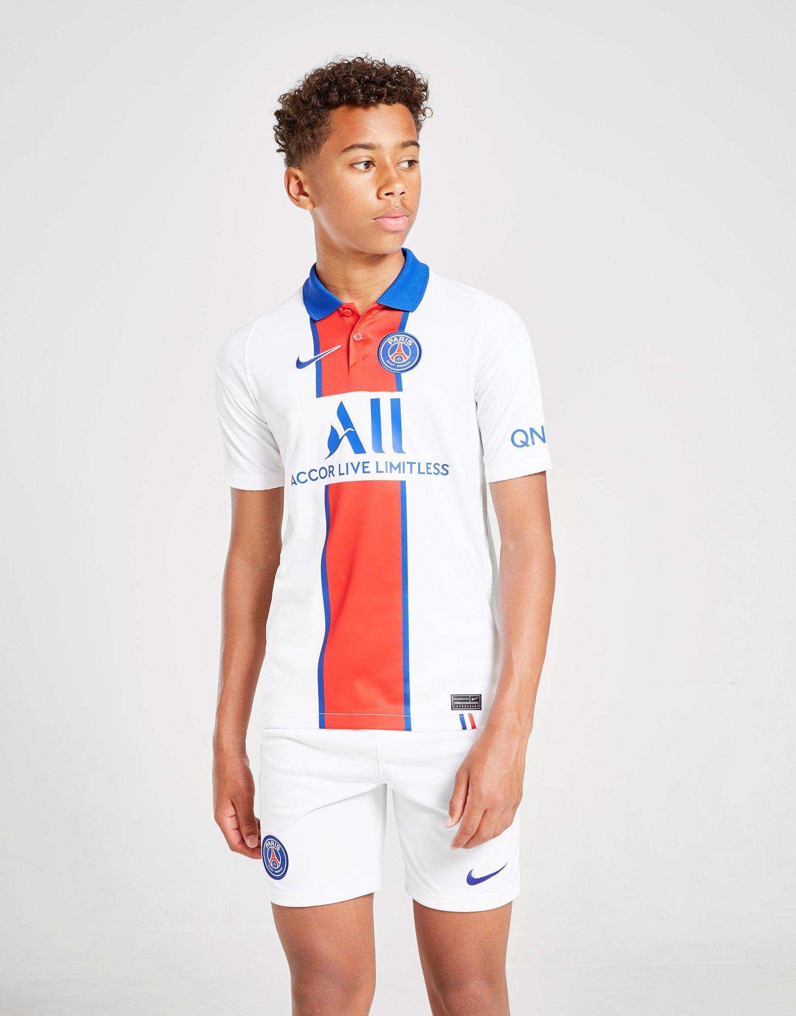 paris st germain shorts junior
