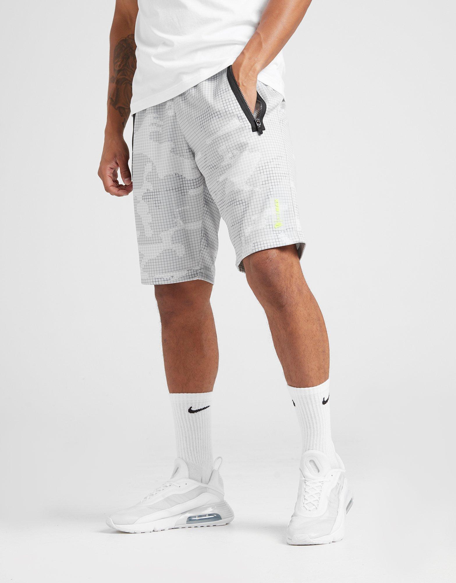 air max 1 with shorts