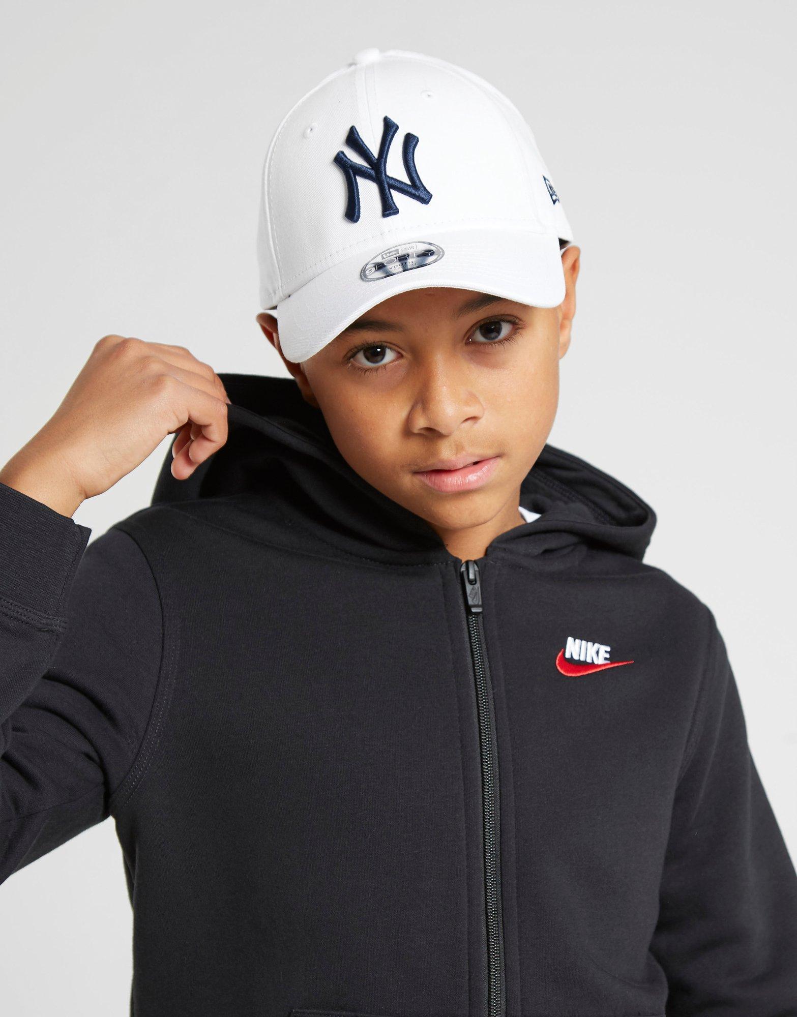 nike club logo hoodie junior