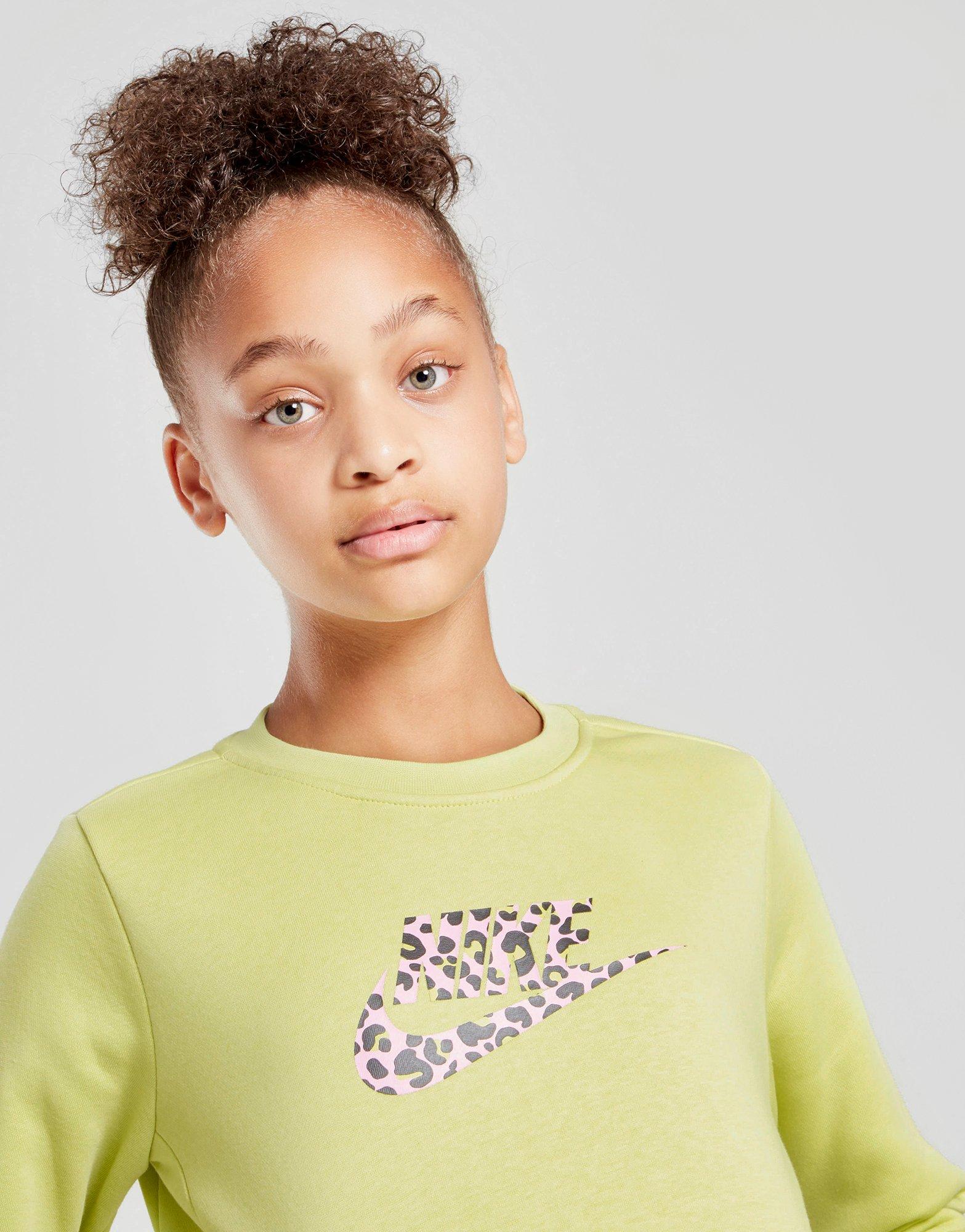 girls nike sweatshirt
