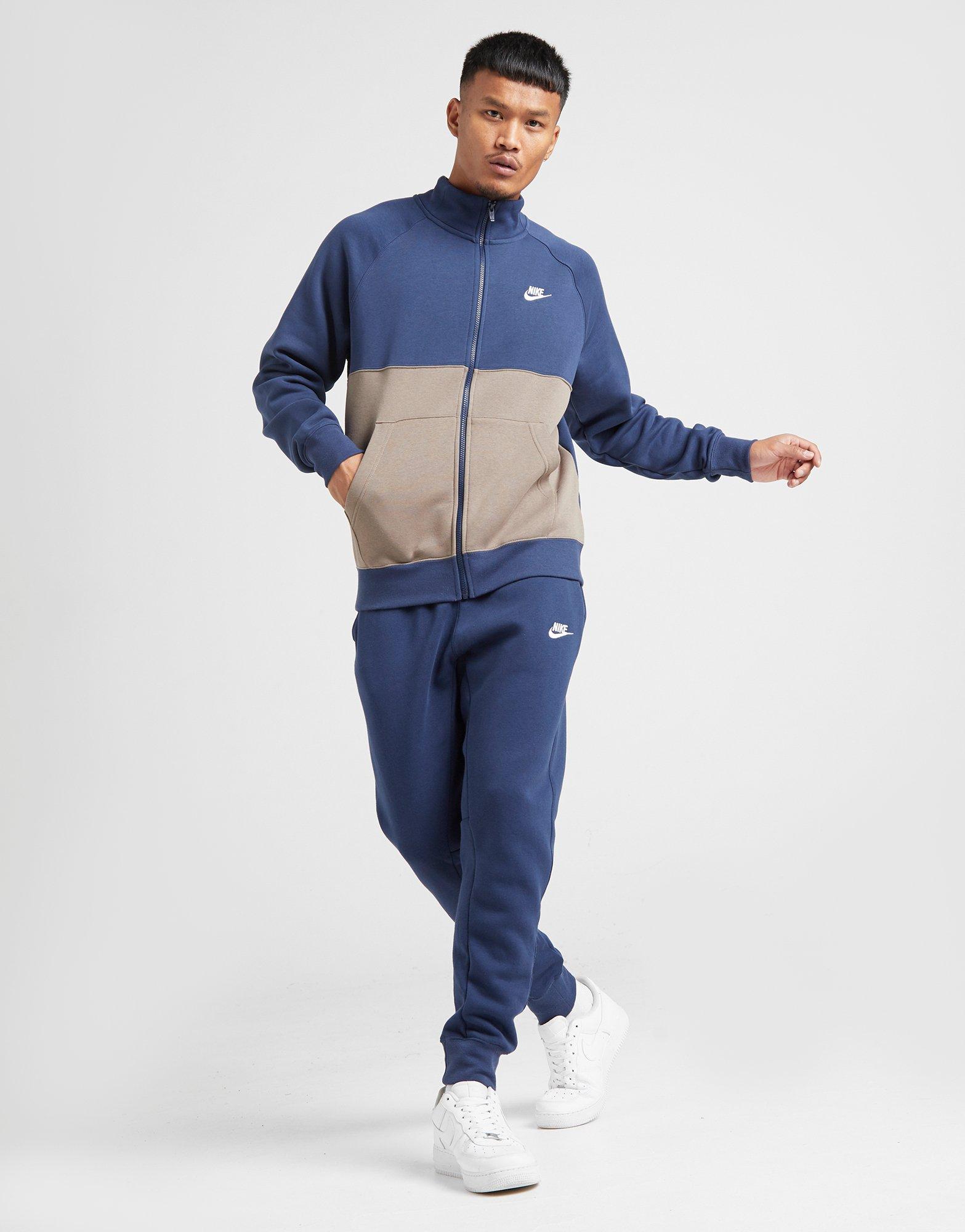 nike chariot fleece tracksuit