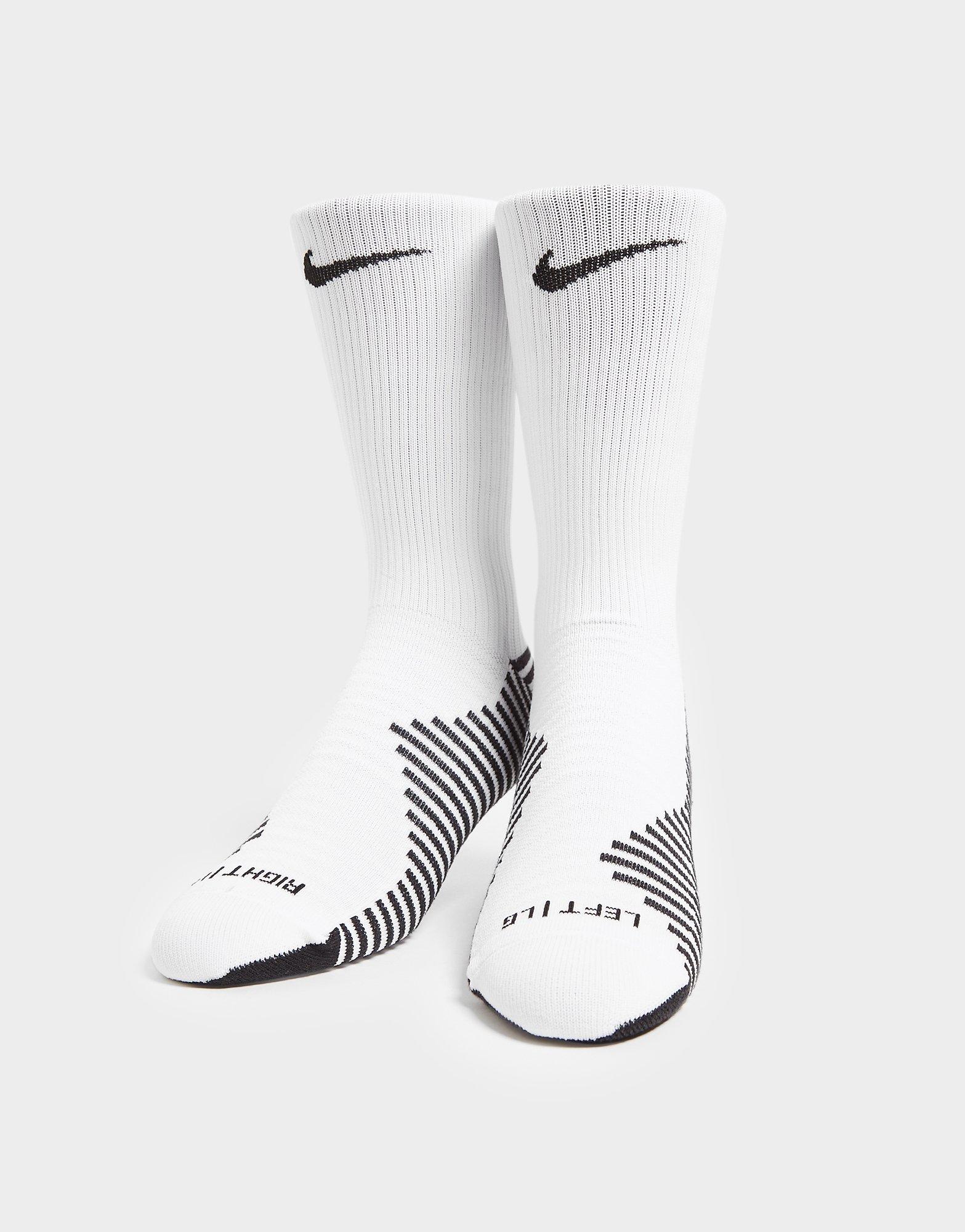 NikeGrip Strike Cushion Football Socks, Sports Equipment, Sports