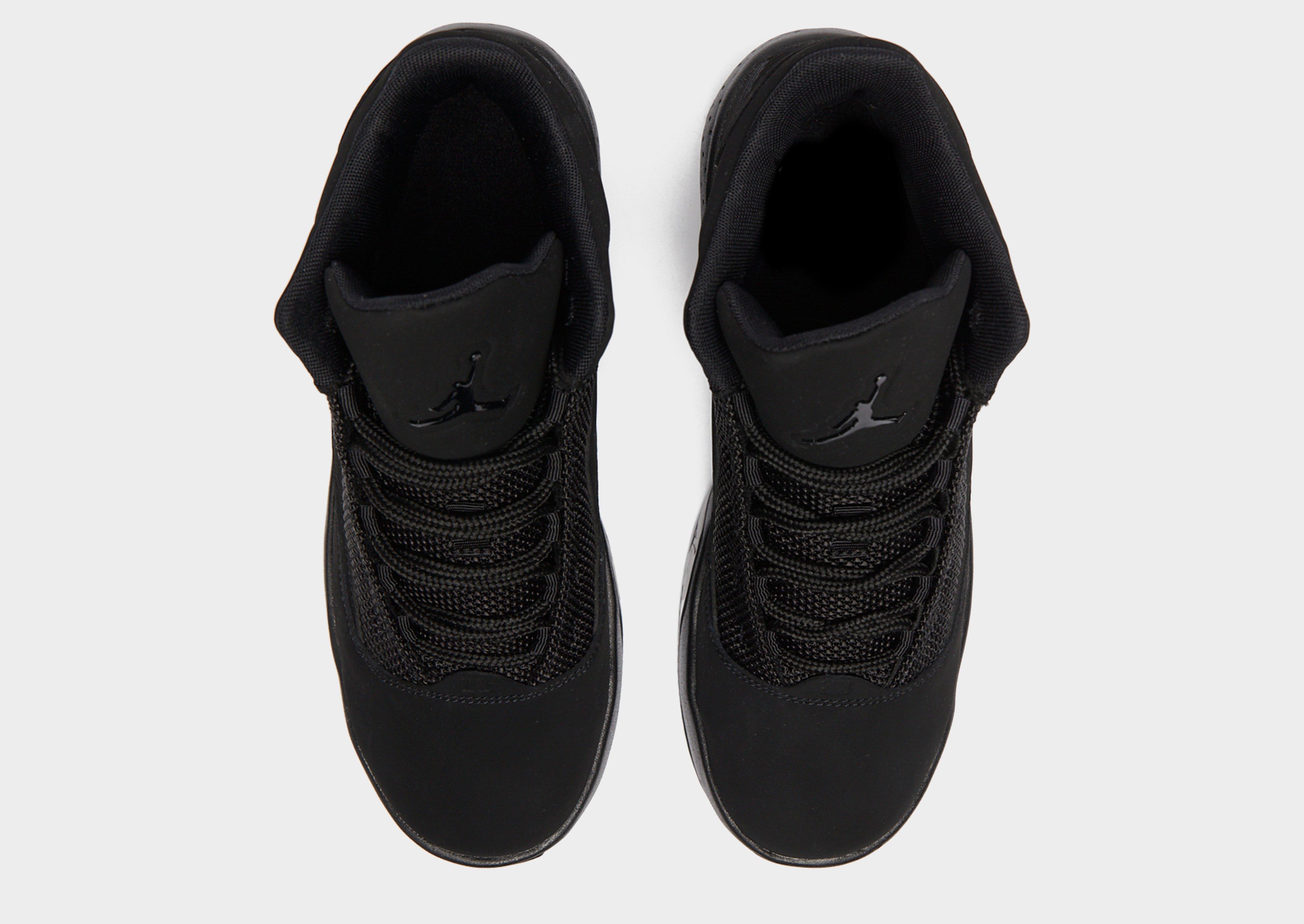 jordan max aura 2 junior